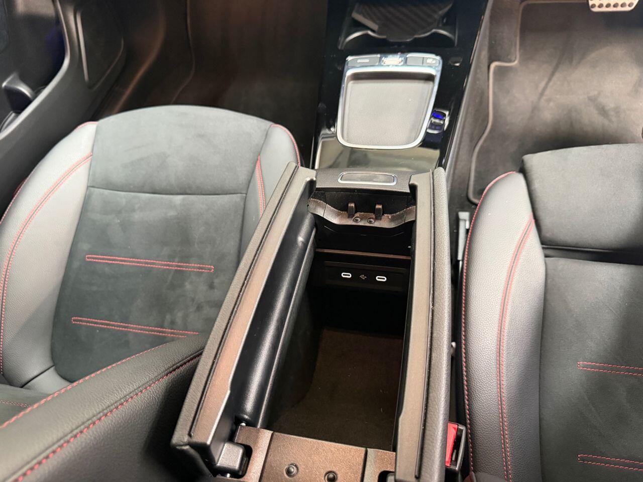 Mercedes-Benz Cla view 46