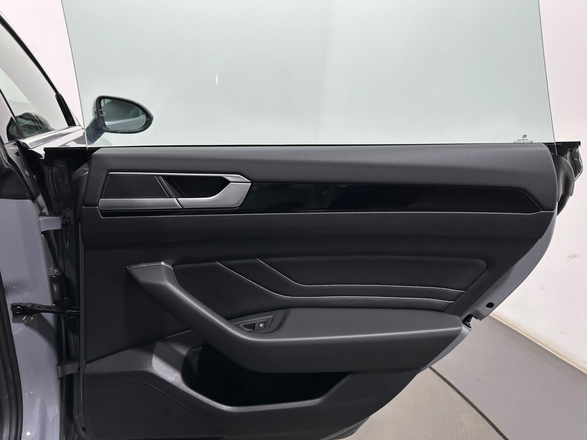 Volkswagen Arteon view 44