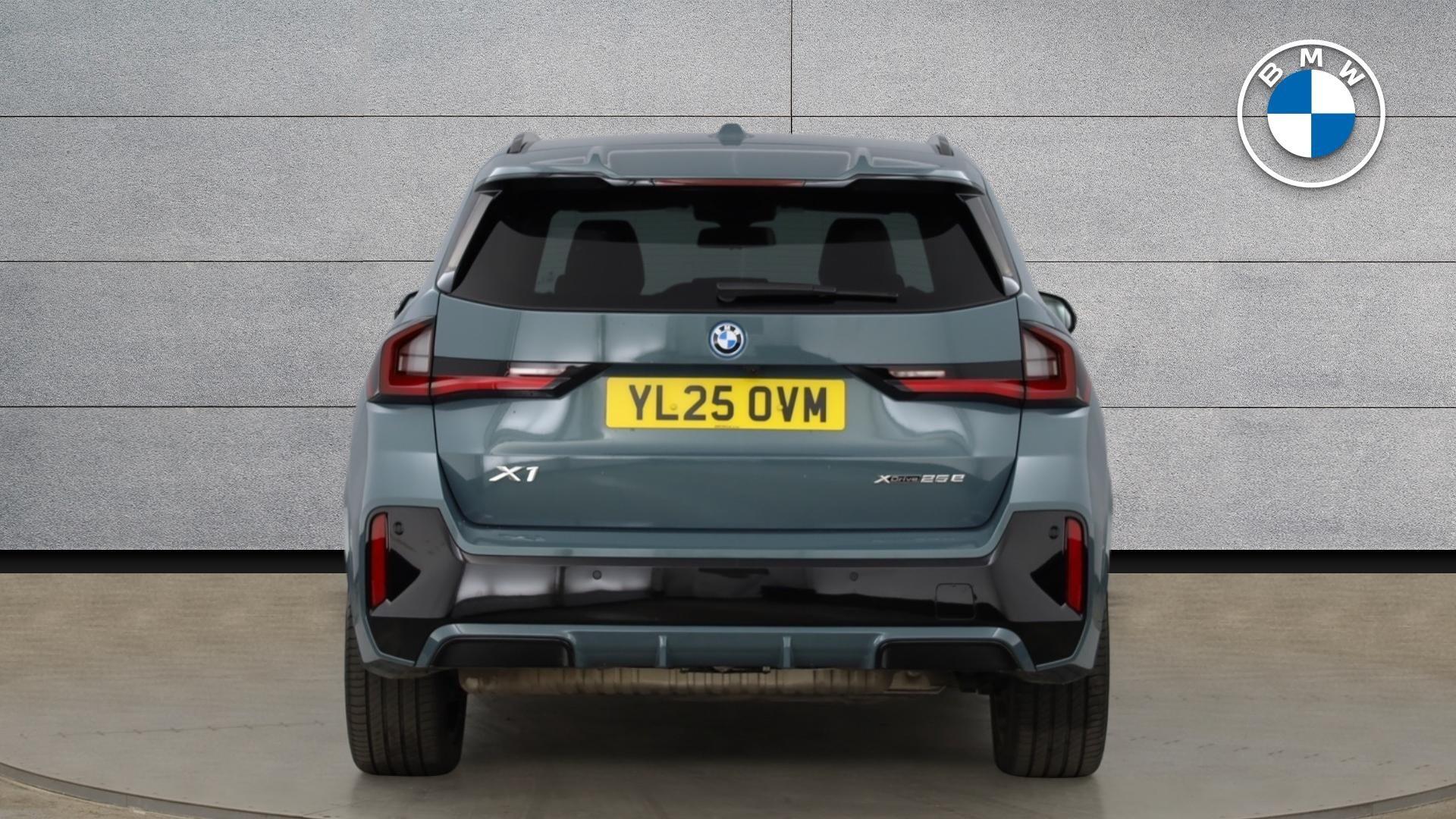 BMW X1 view 15