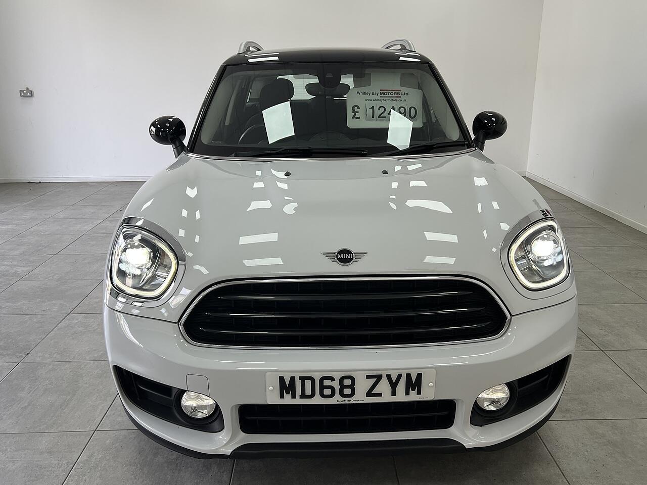 Mini Countryman view 7