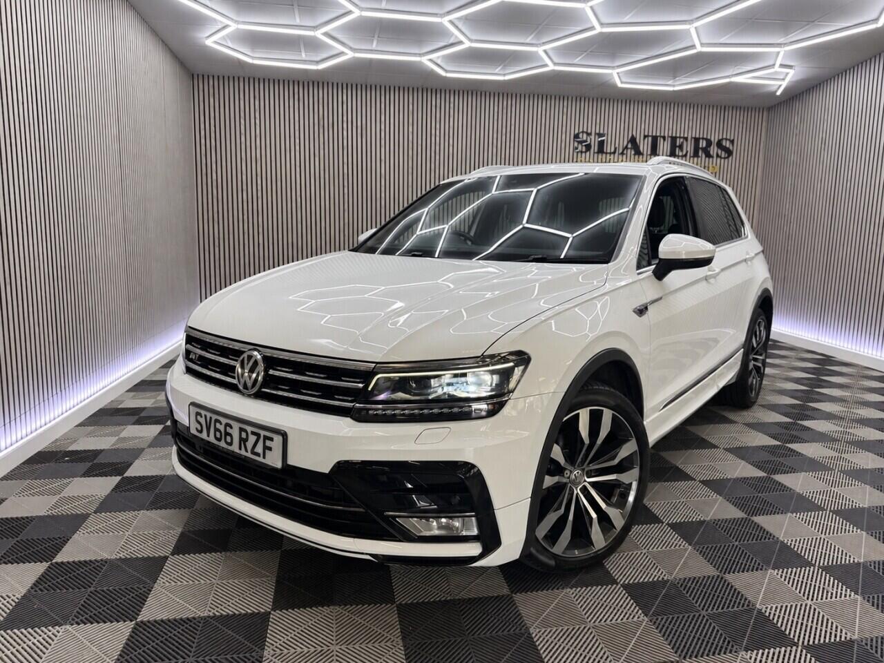 Volkswagen Tiguan view 23