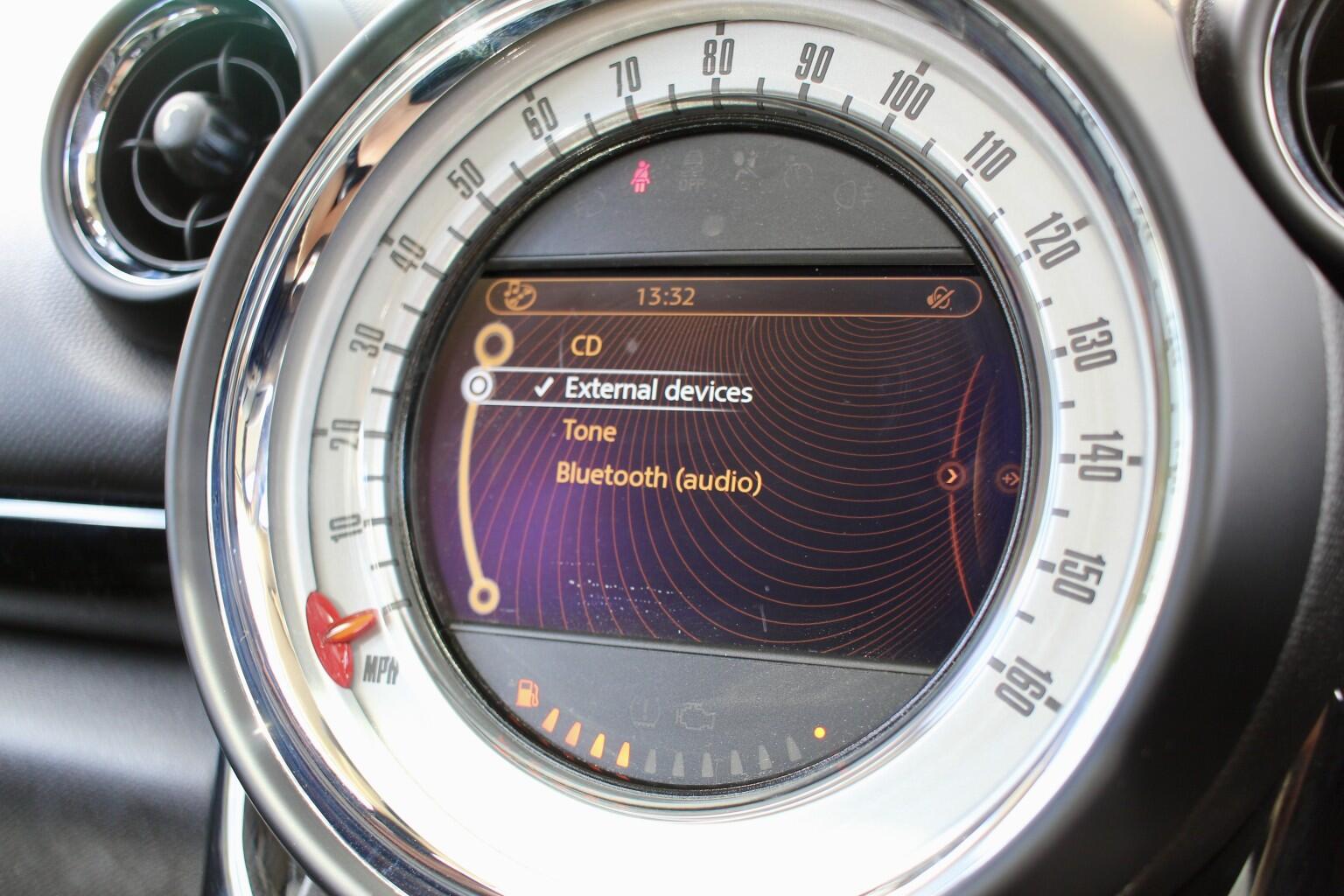 Mini Countryman view 21