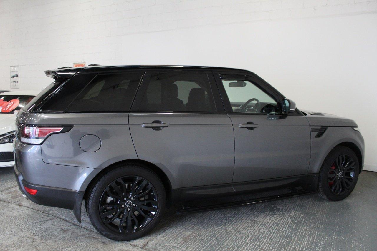 Land Rover Range Rover Sport view 11