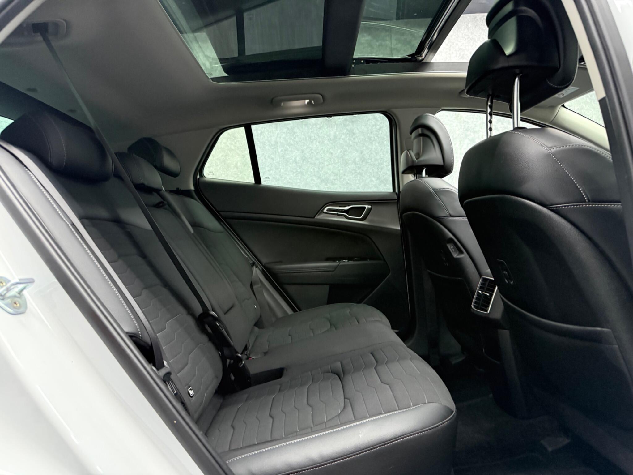 Kia Sportage view 28