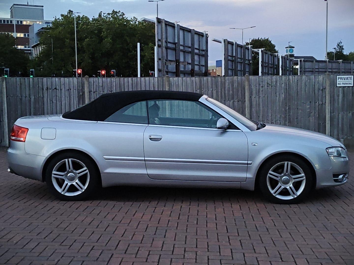 Audi A4 view 4