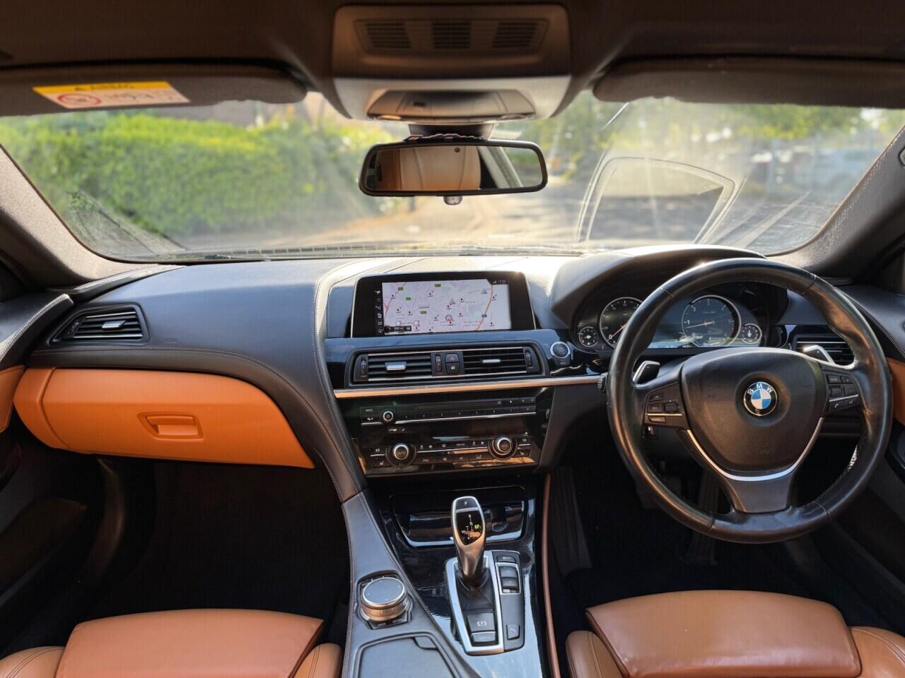 BMW 6 Series view 10