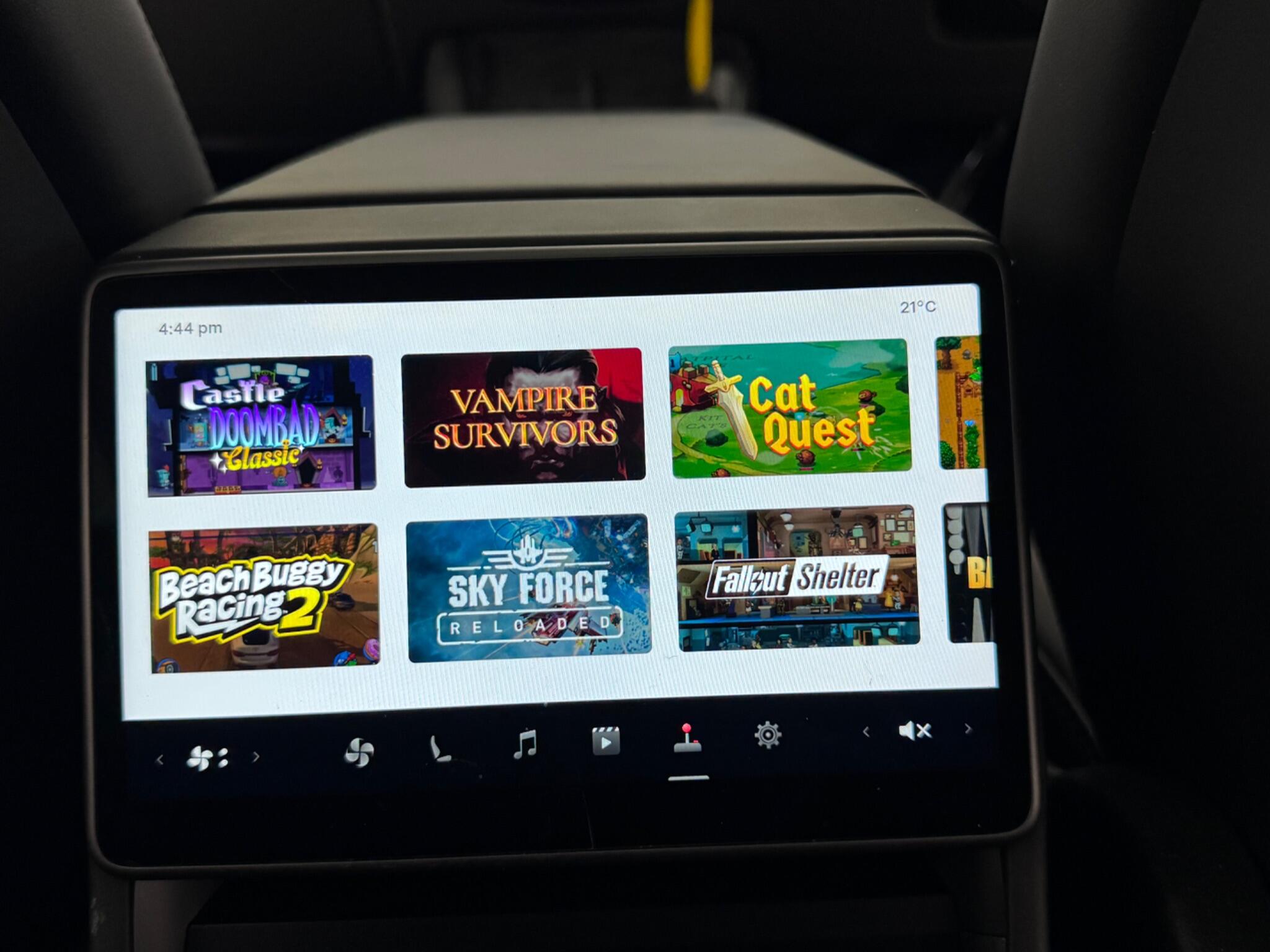 Tesla Model 3 view 12