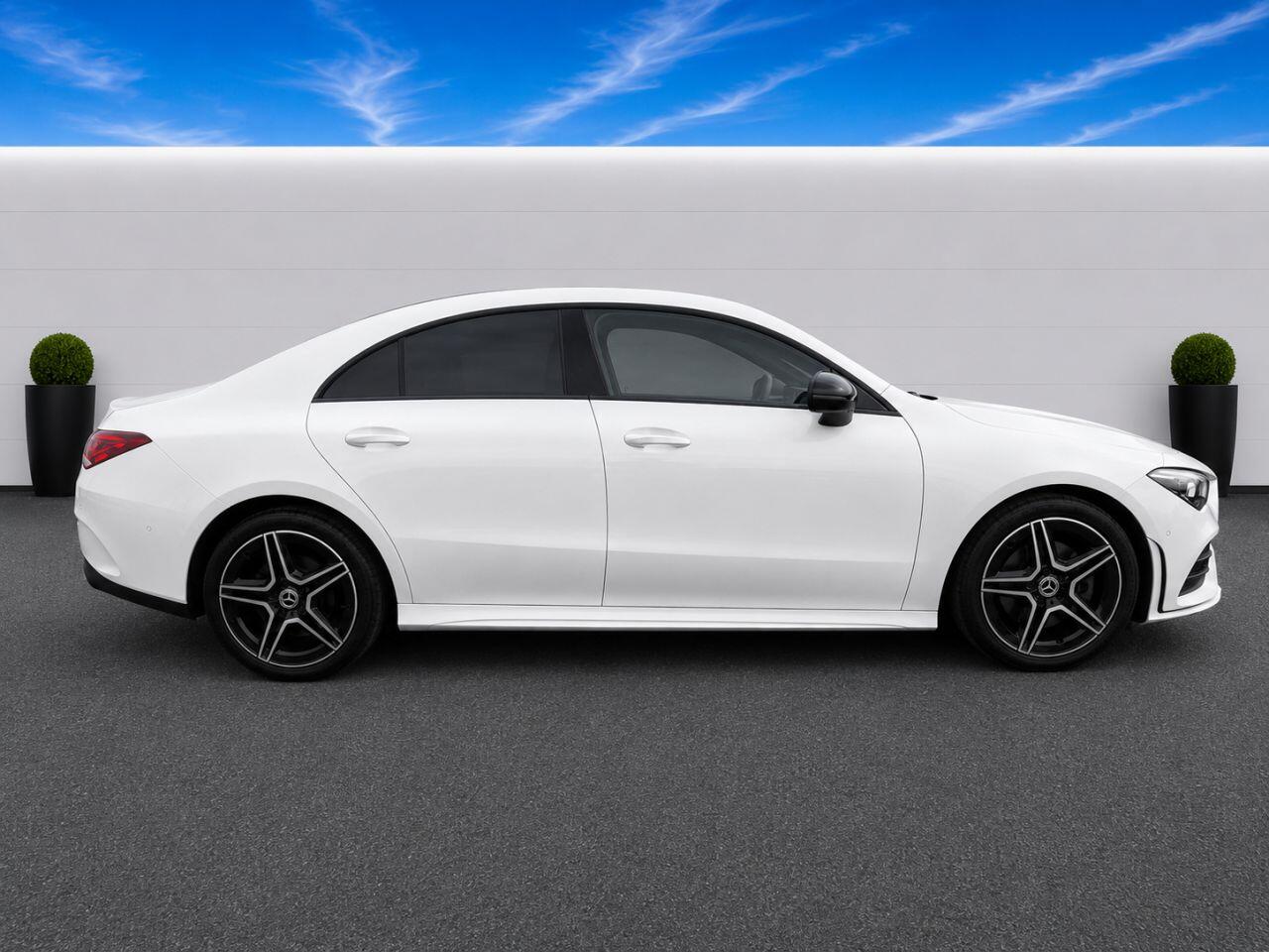 Mercedes-Benz Cla view 13