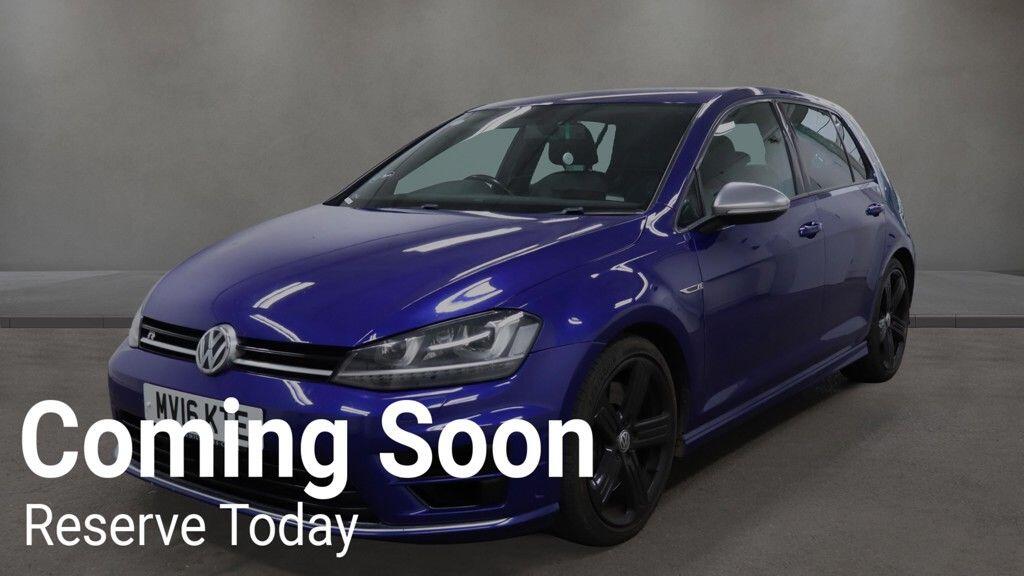 Volkswagen Golf view 2