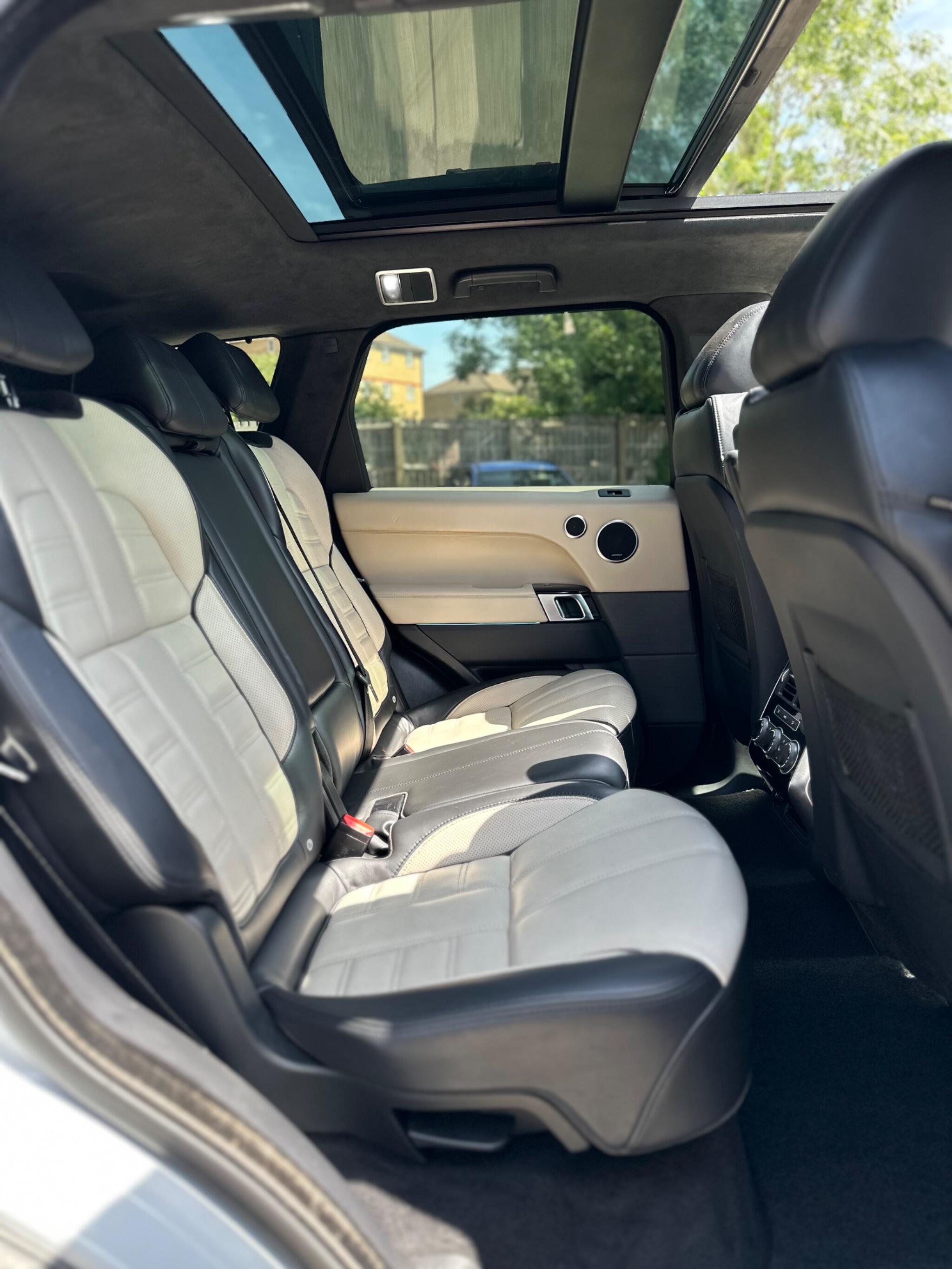 Land Rover Range Rover Sport view 18