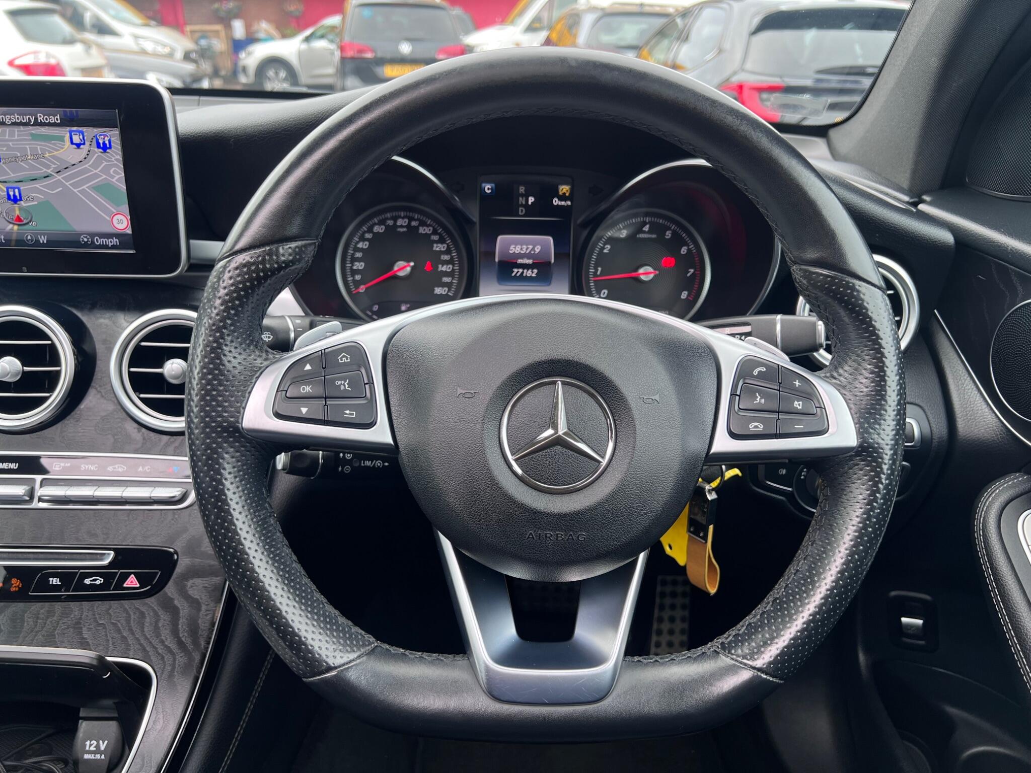 Mercedes-Benz GLC view 21