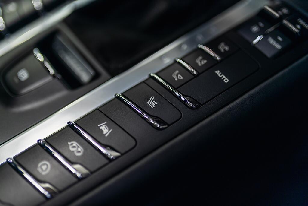 Porsche Macan view 31