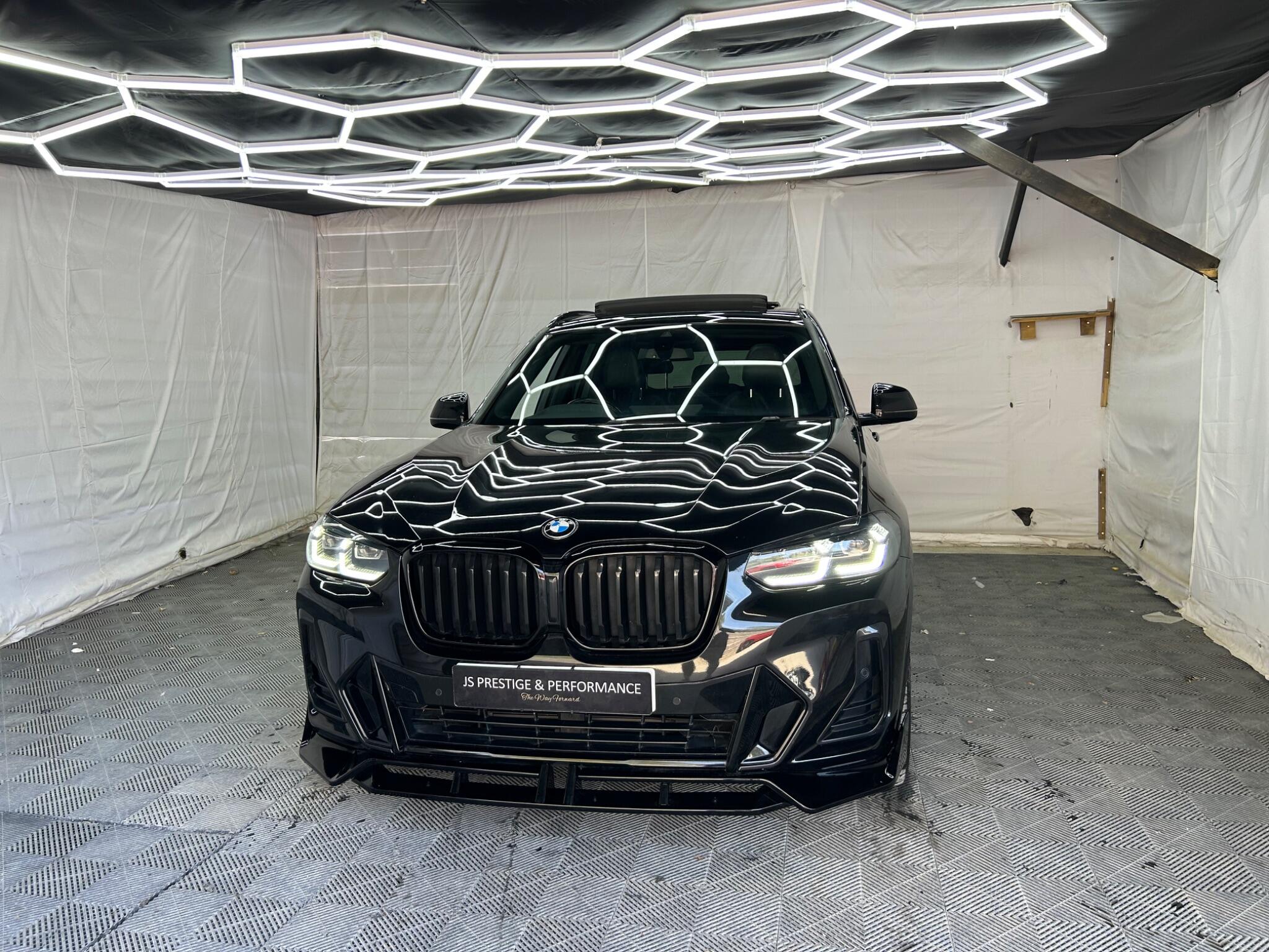BMW X3 view 6