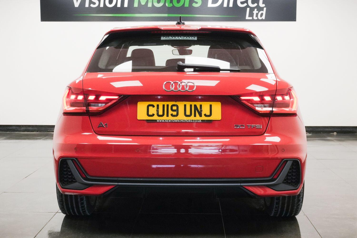 Audi A1 view 3
