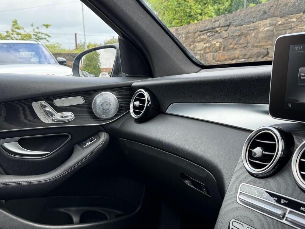 Mercedes-Benz GLC view 49