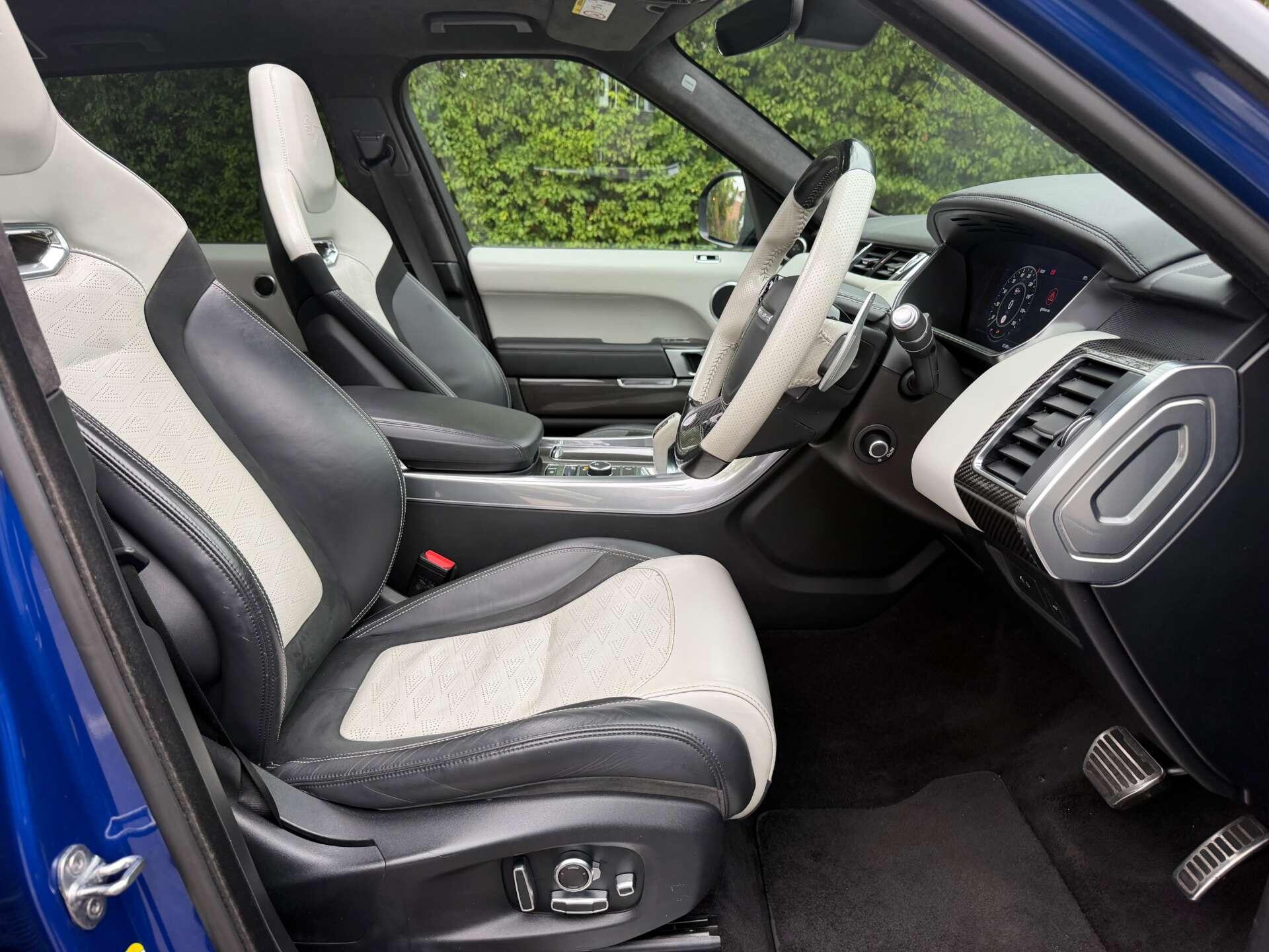 Land Rover Range Rover Sport view 28