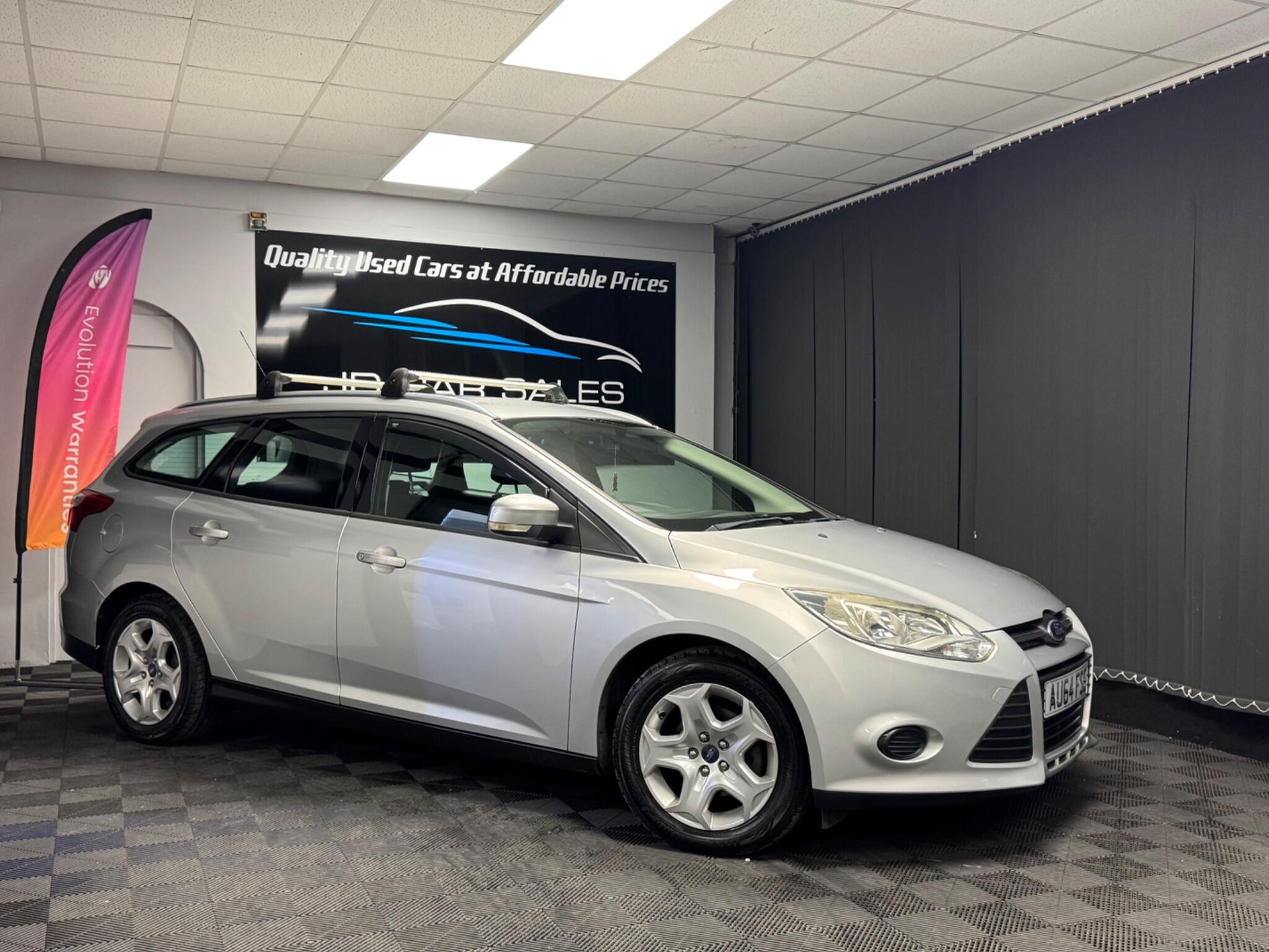 2014 Ford Focus 1.6 TDCi Edge Euro 5 (s/s) 5dr • 59,000 miles image 4