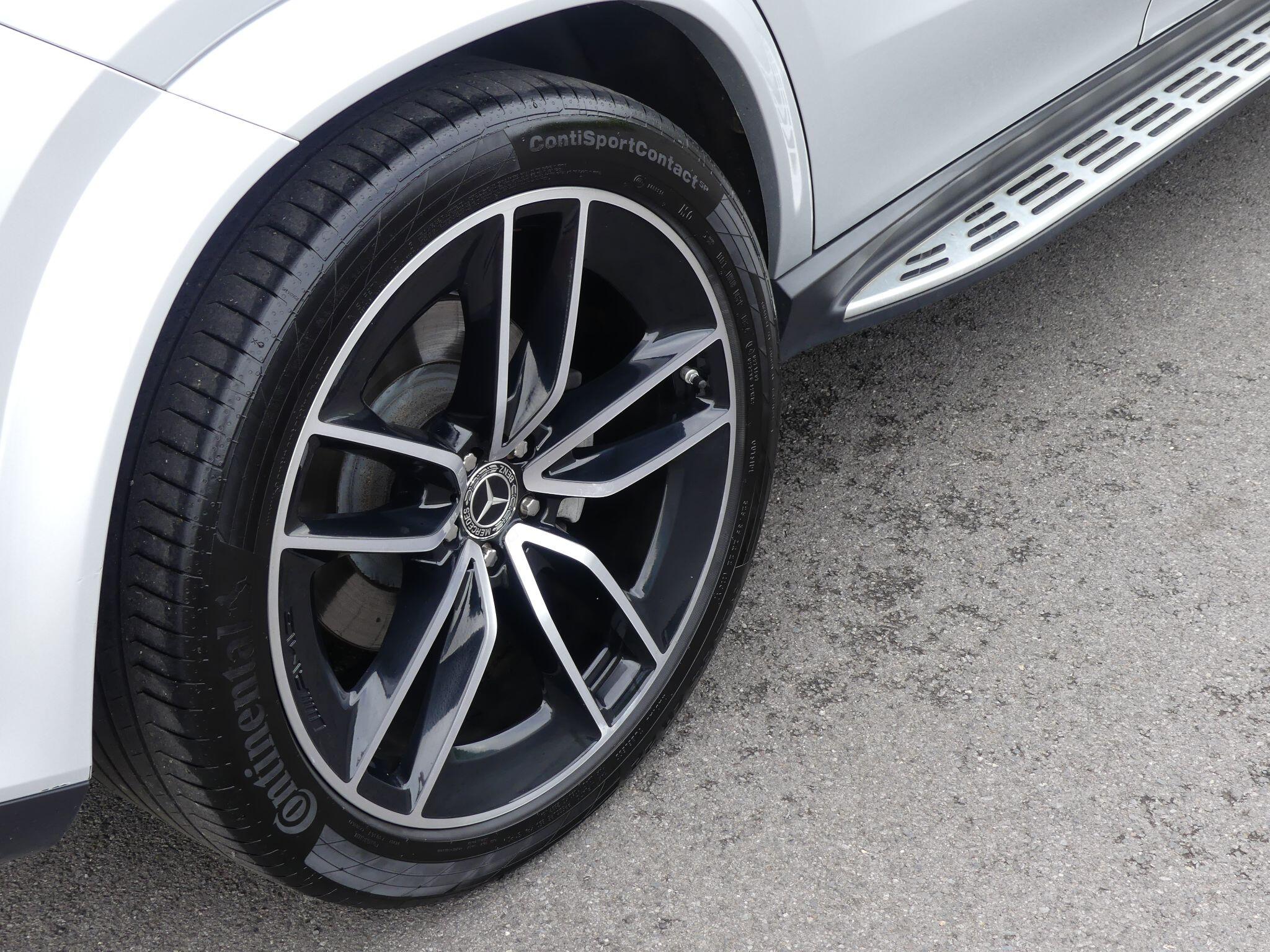 Mercedes-Benz Gle view 11