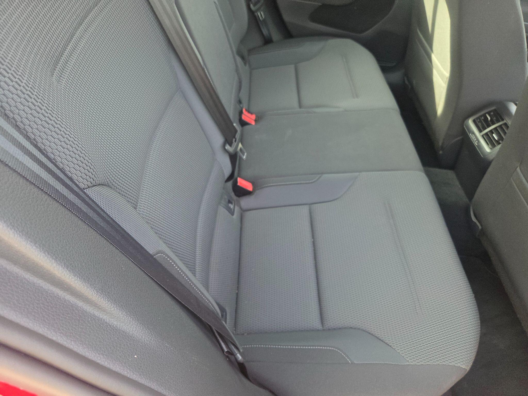 Volkswagen Golf view 16