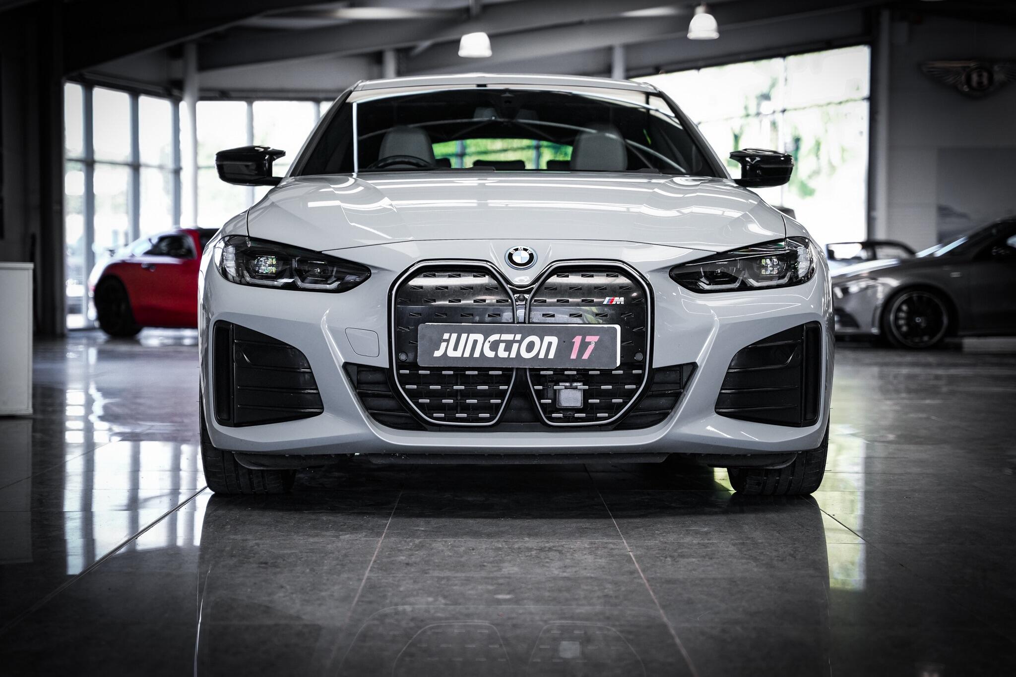 BMW I4 view 12