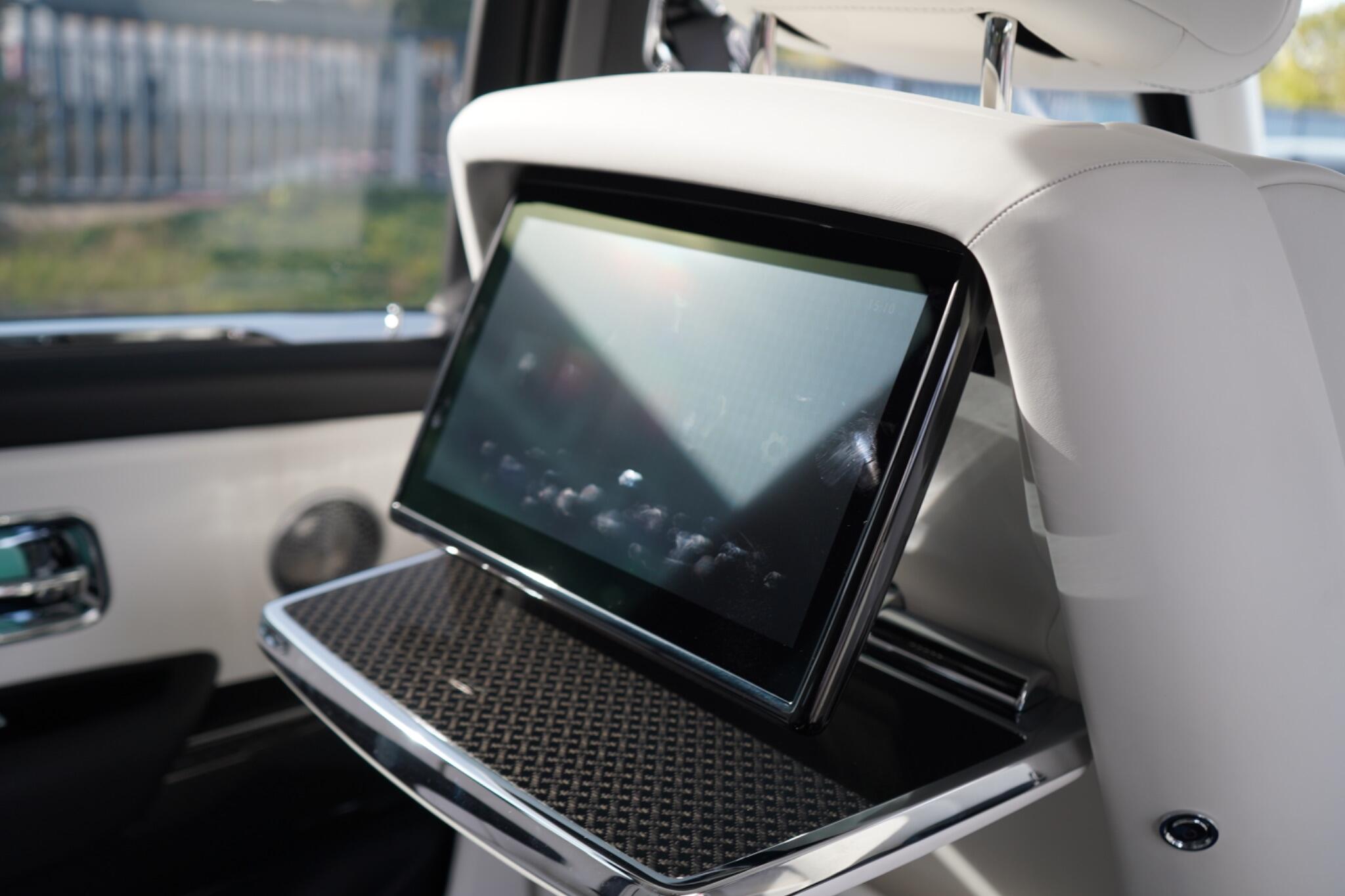 Rolls-Royce Cullinan view 20