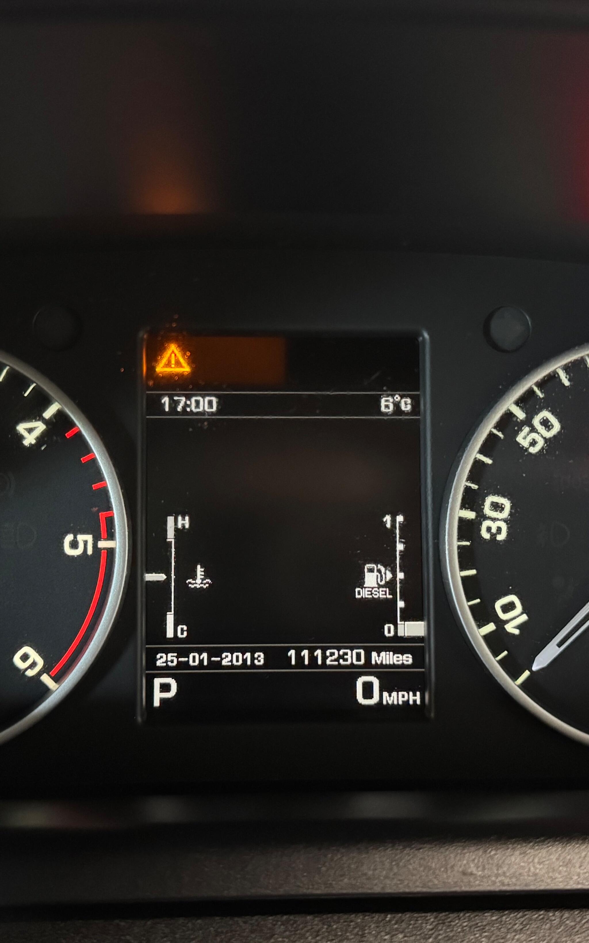 Land Rover Discovery view 16
