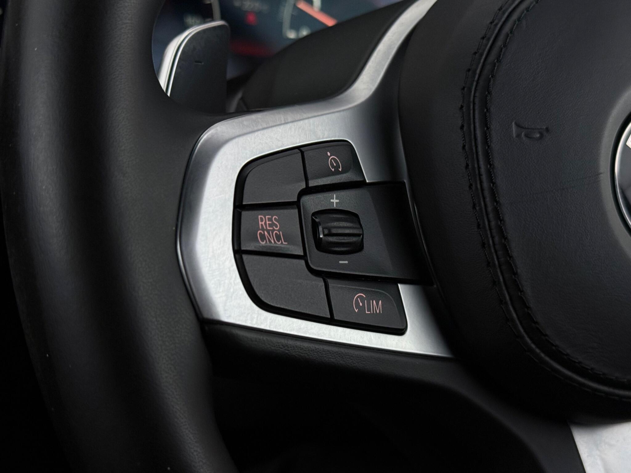 BMW X3 view 16
