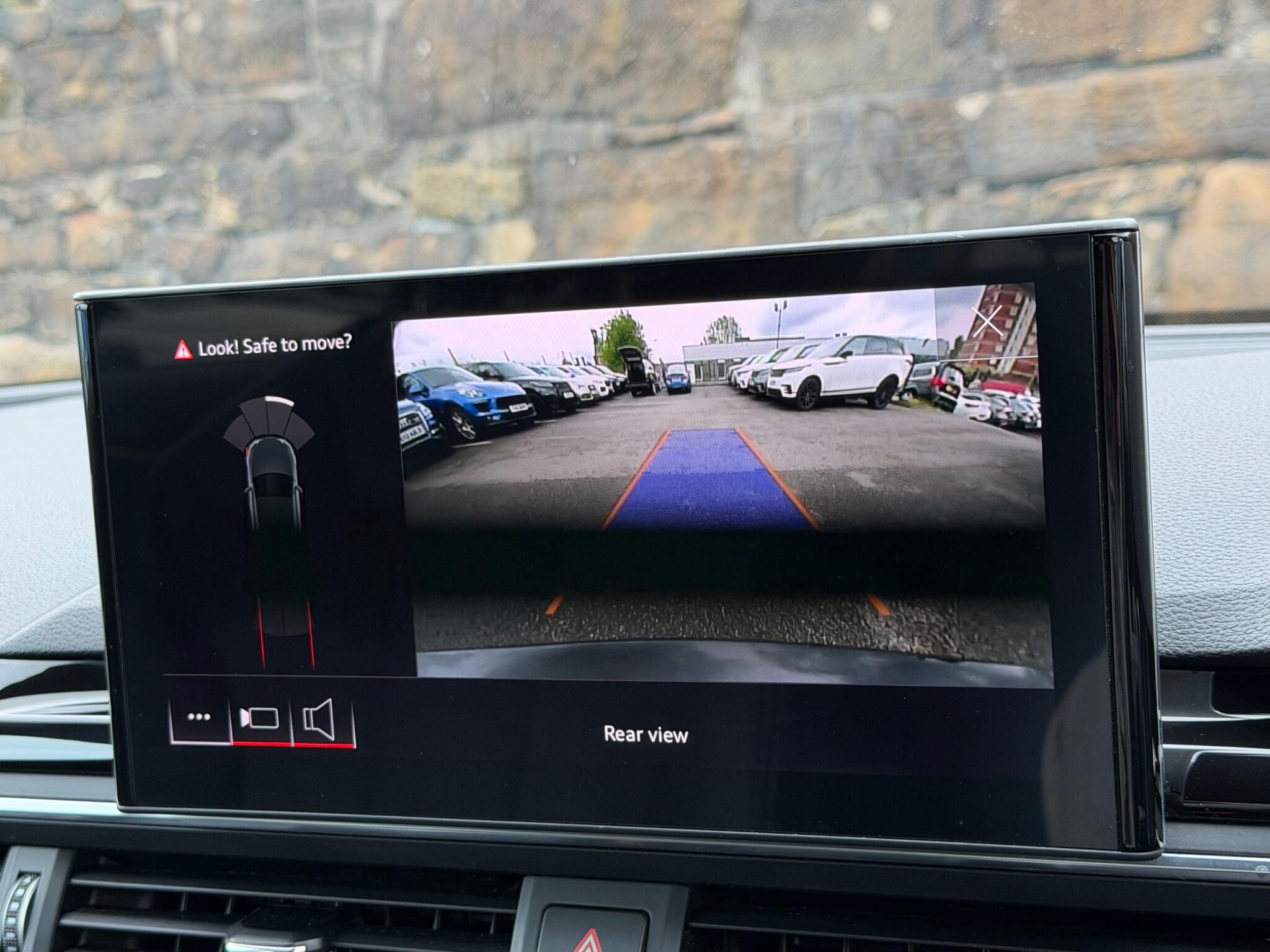 Audi A4 view 35