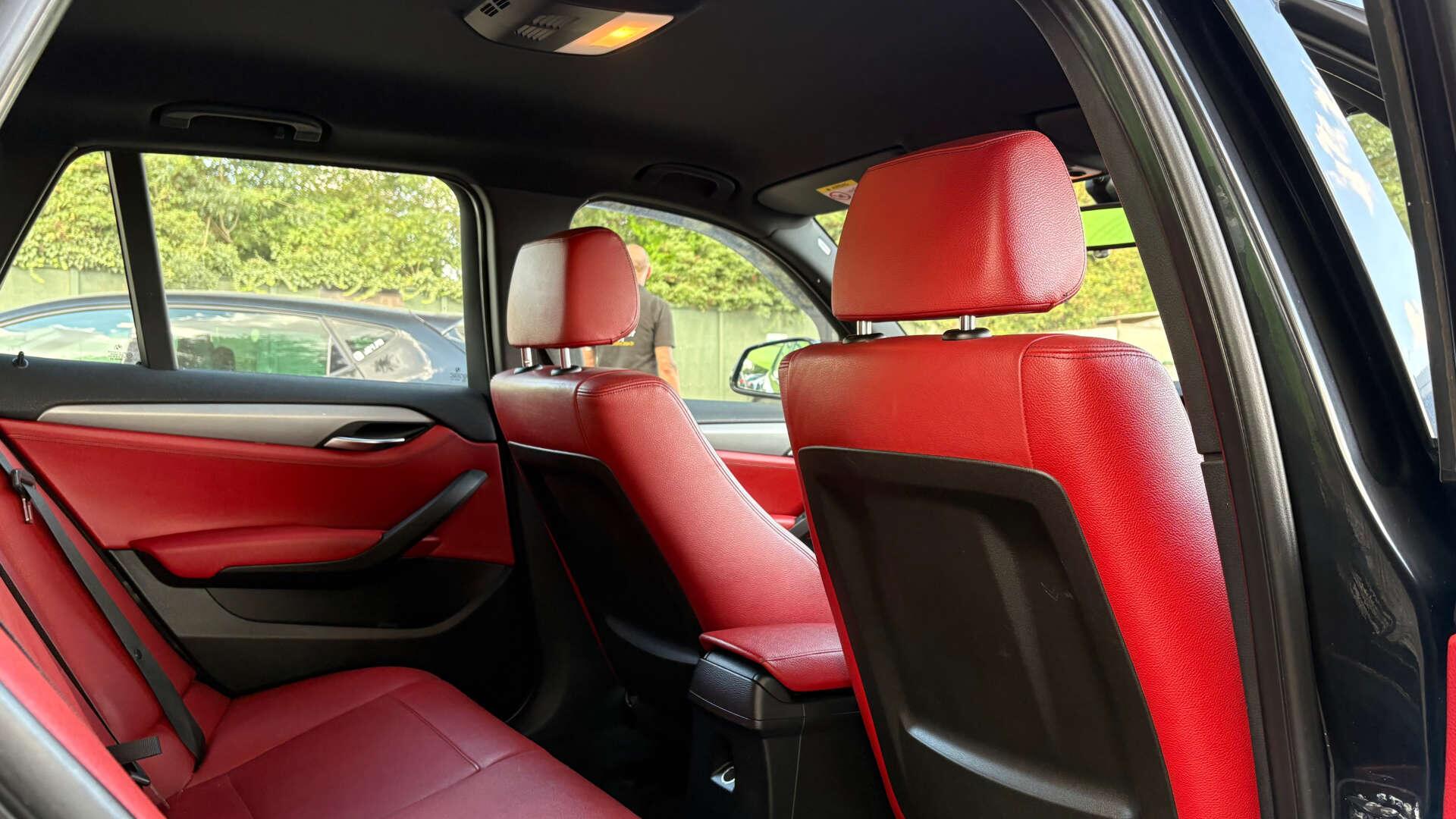BMW X1 view 9