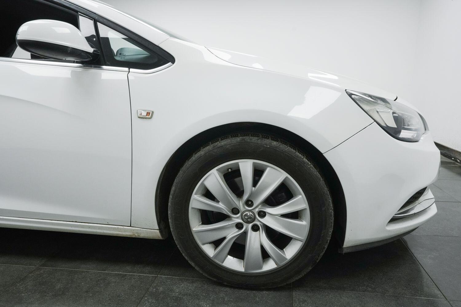 Vauxhall Cascada view 5