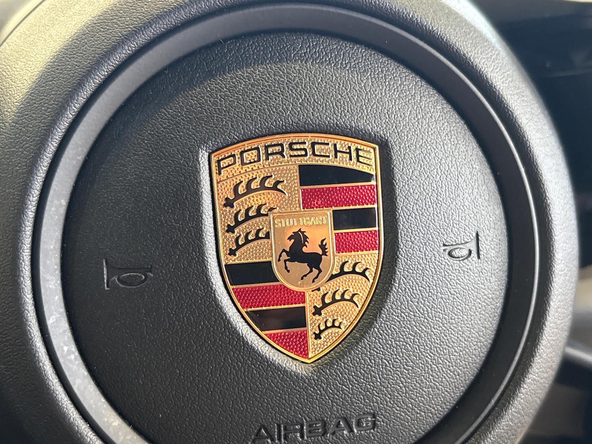 Porsche Taycan view 39