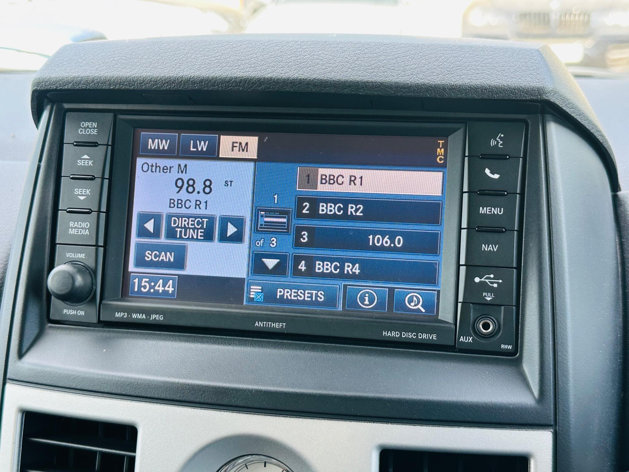 Chrysler Grand Voyager view 35