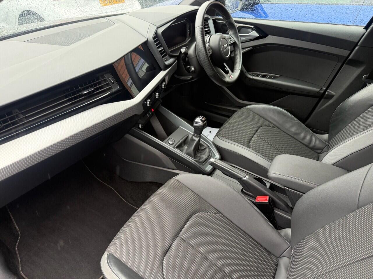 Audi A1 view 10