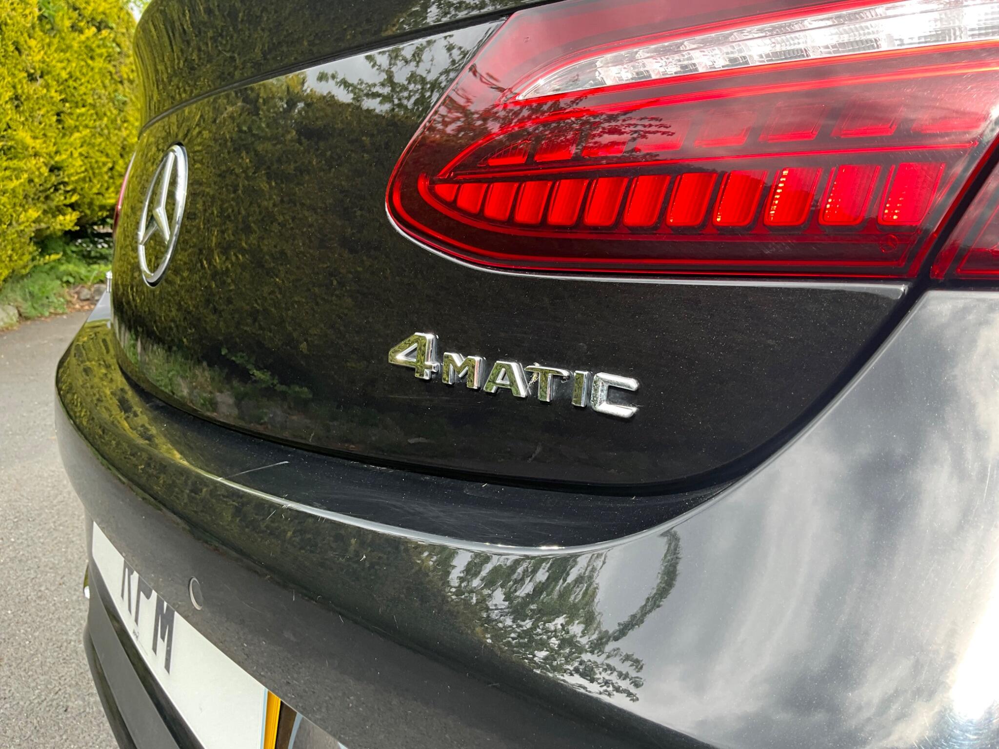 Mercedes-Benz E Class view 40