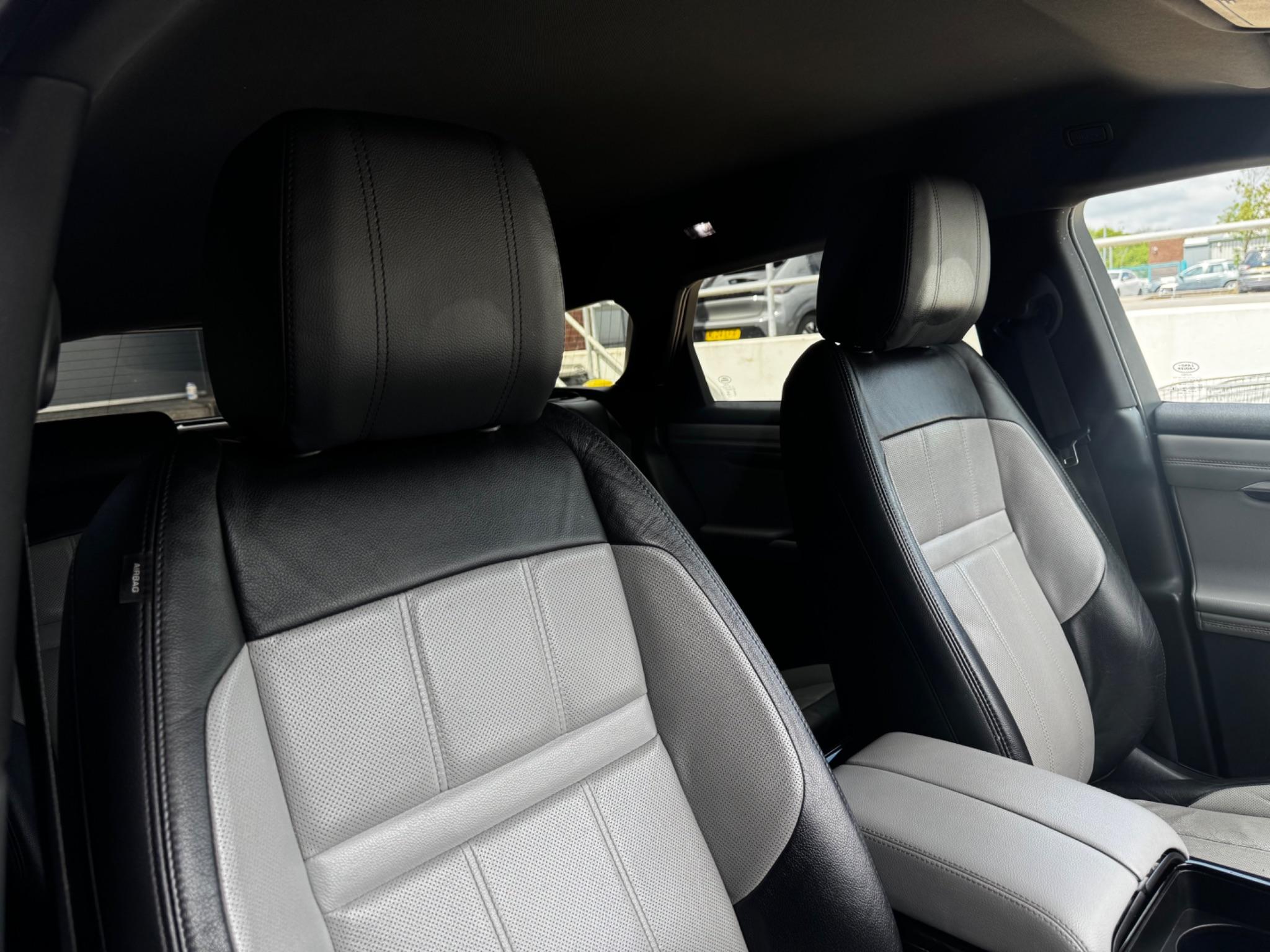 Land Rover Range Rover Evoque view 5