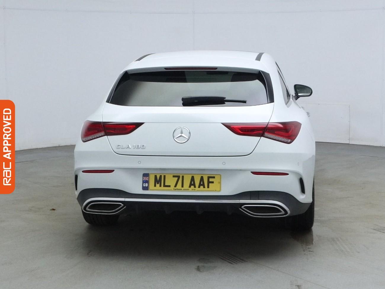 Mercedes-Benz Cla view 8