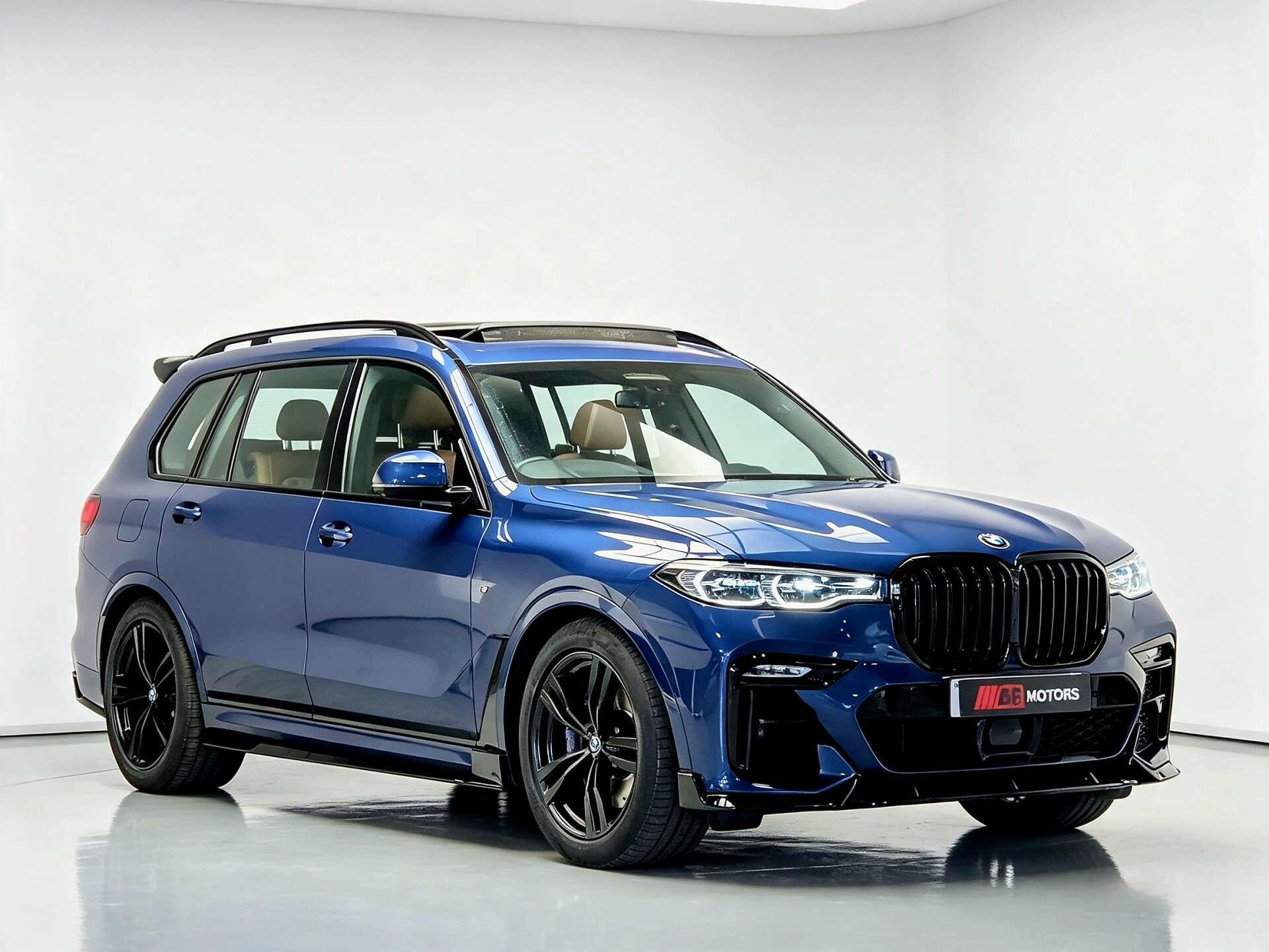 BMW X7 view 3