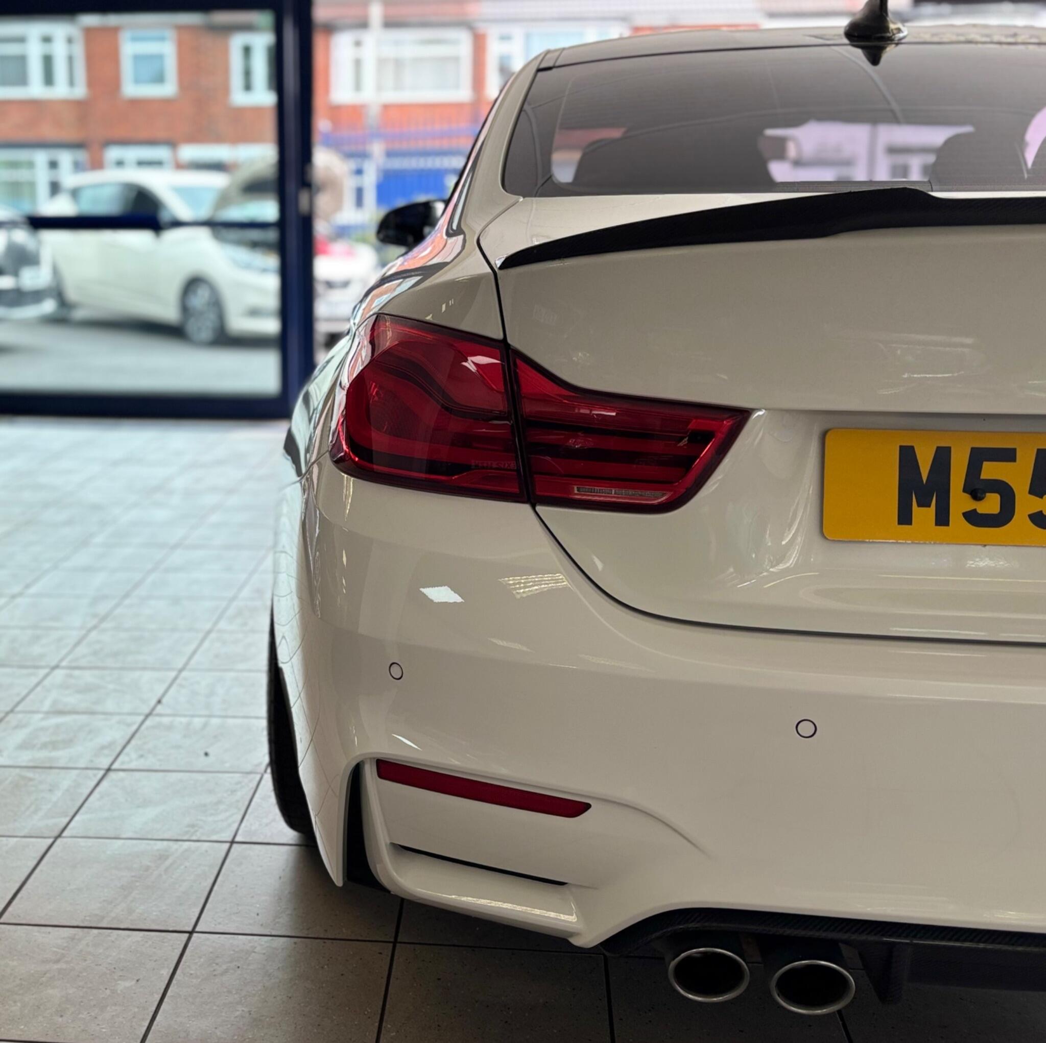 BMW M4 view 28