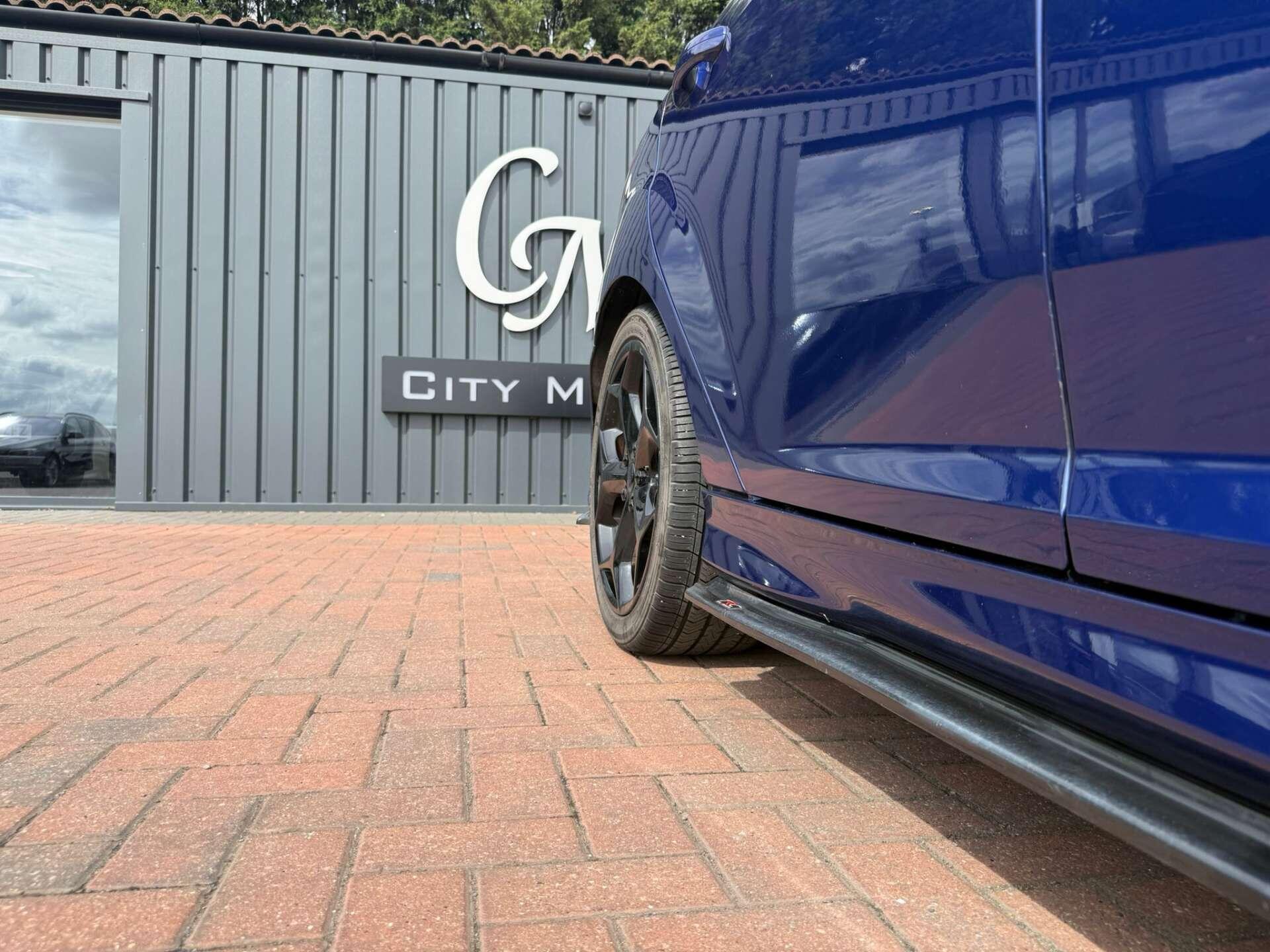 Ford Focus view 10