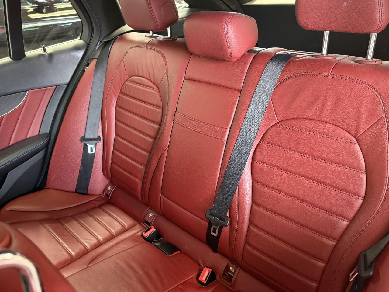 Mercedes-Benz C Class view 60
