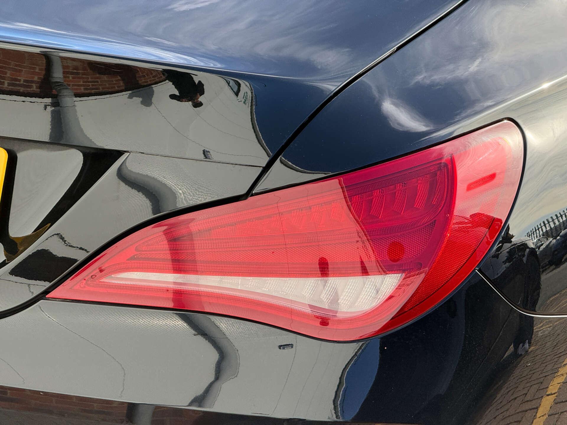 Mercedes-Benz Cla view 10