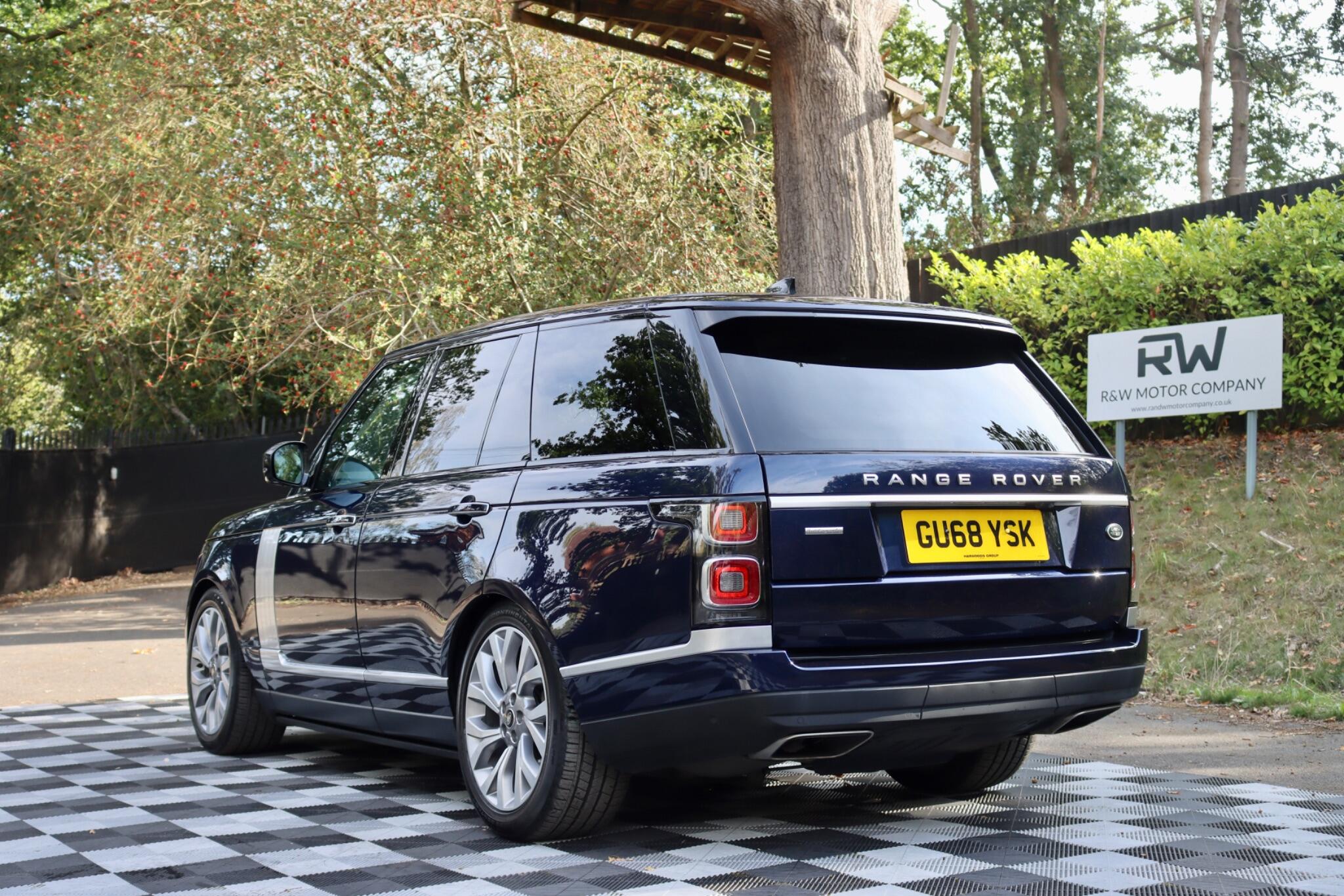 Land Rover Range Rover view 20