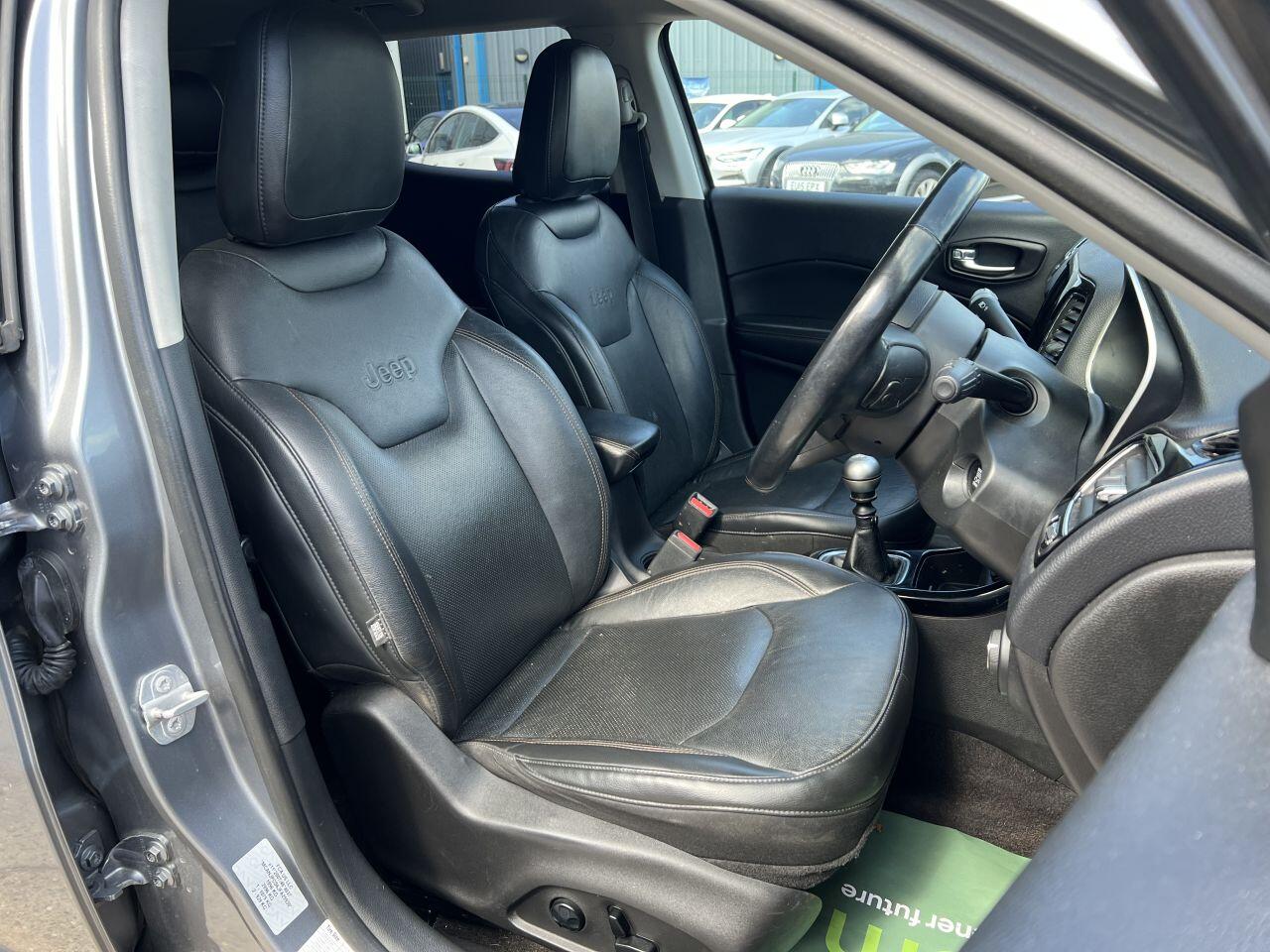 Jeep Compass view 16