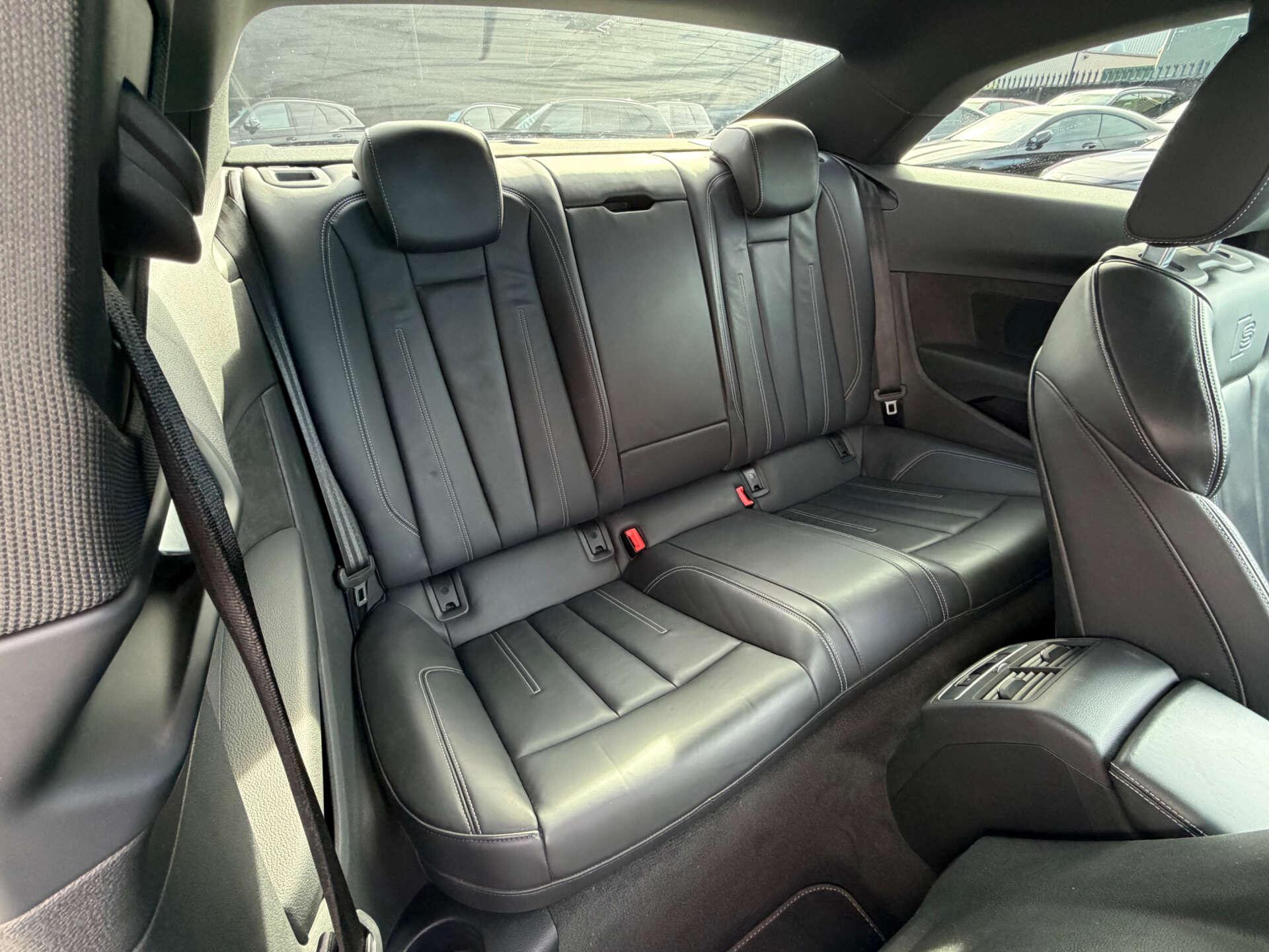 Audi A5 view 11