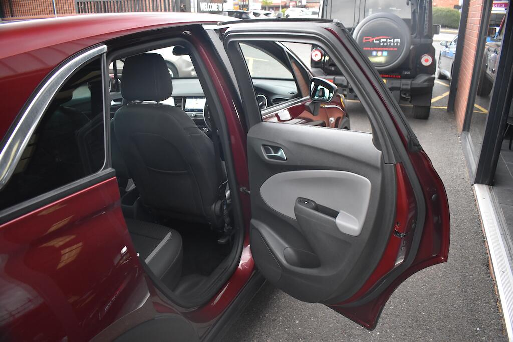 Vauxhall Crossland X view 29