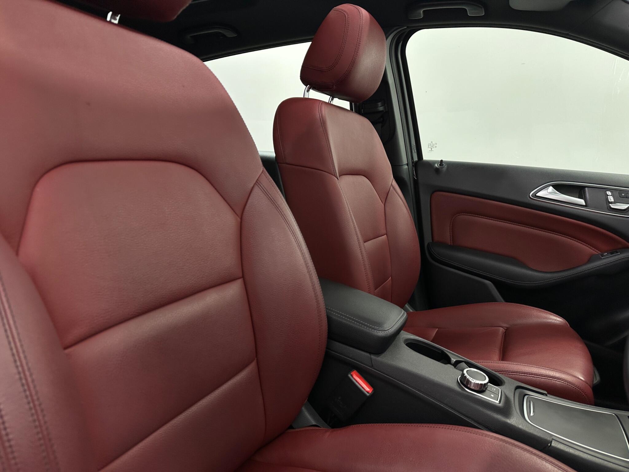 Mercedes-Benz B Class view 34