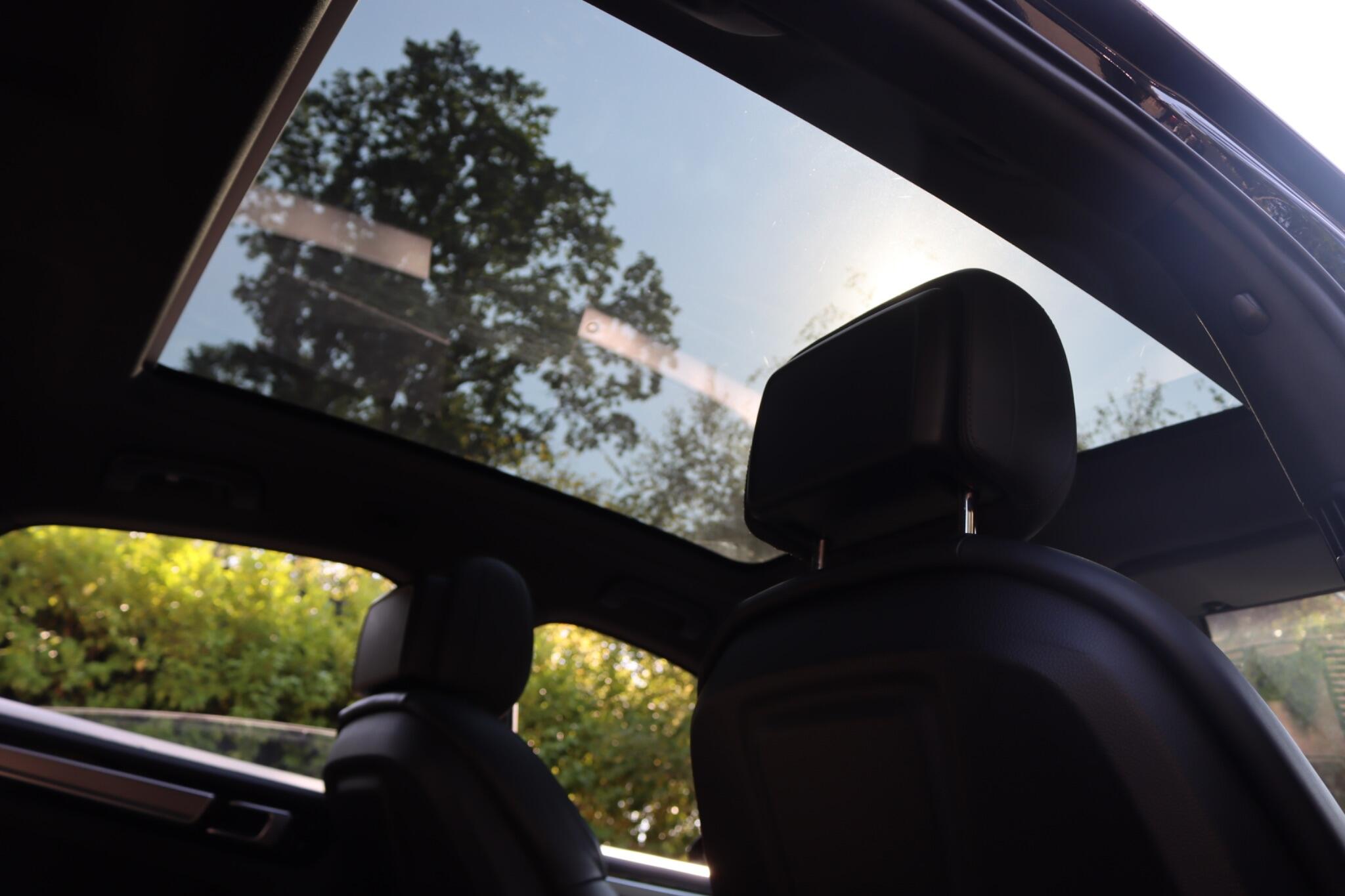 Porsche Cayenne view 57
