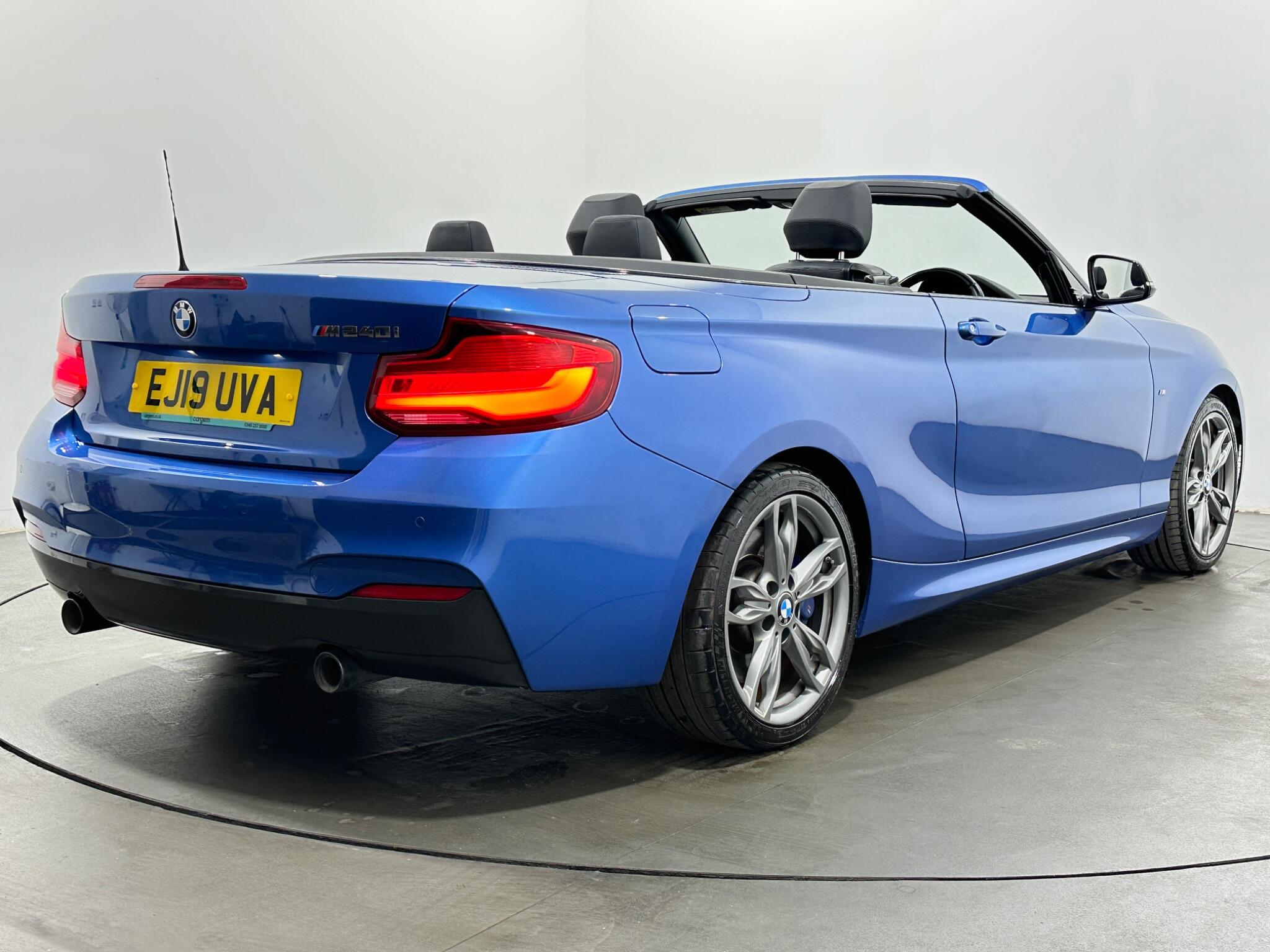 BMW 2 Series view 42