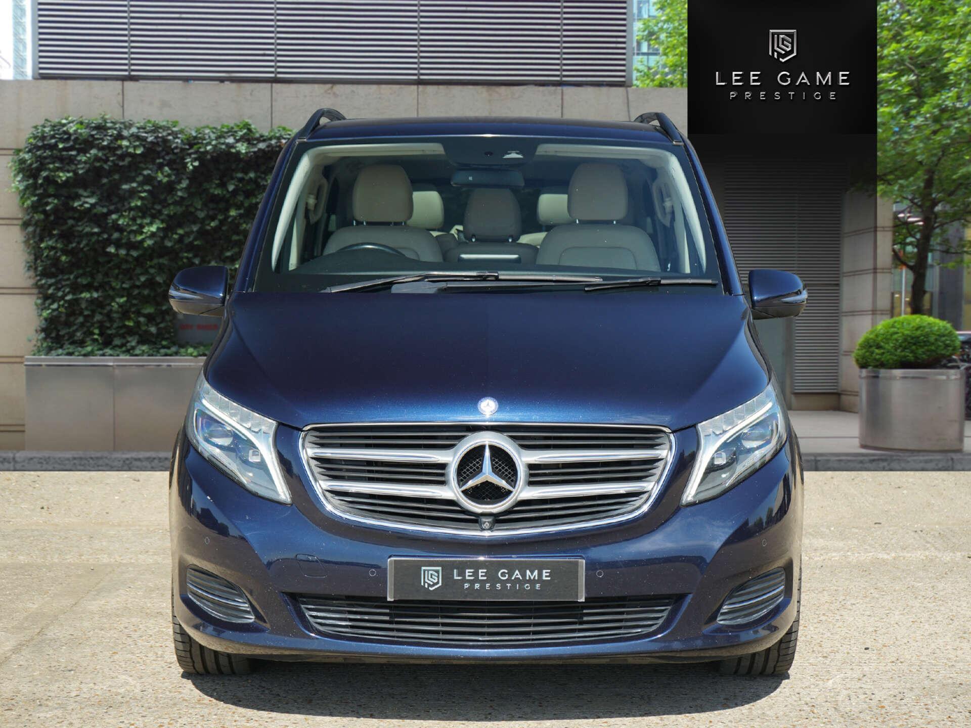 Mercedes-Benz V-Class view 3