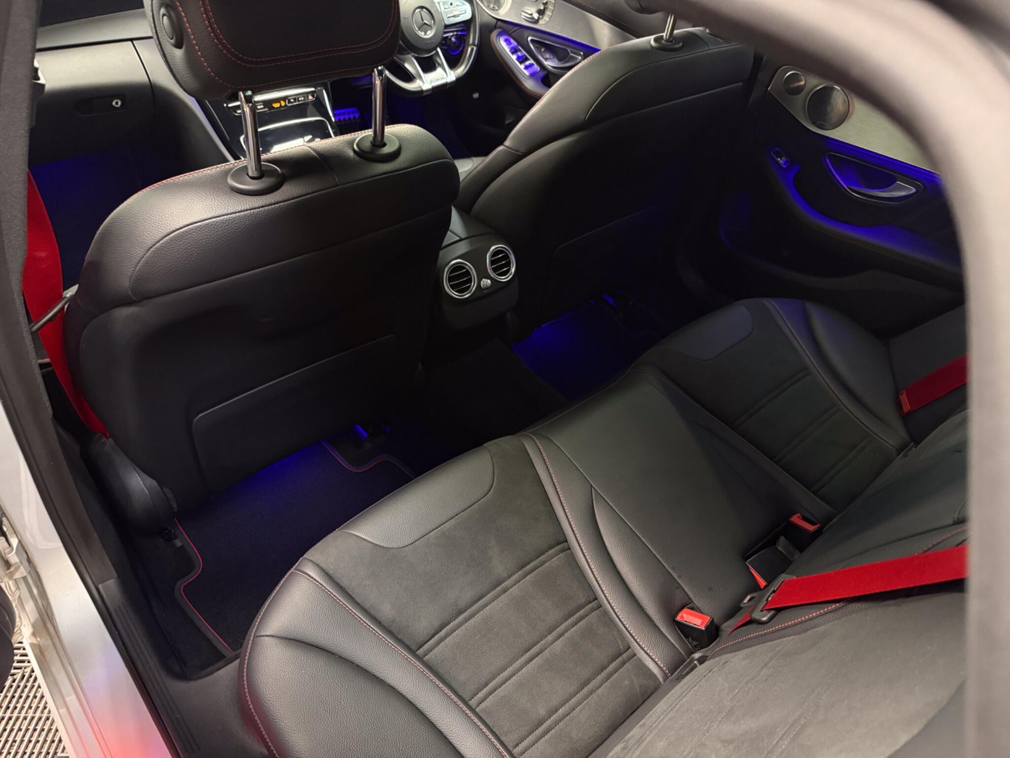 Mercedes-Benz C-Class view 31